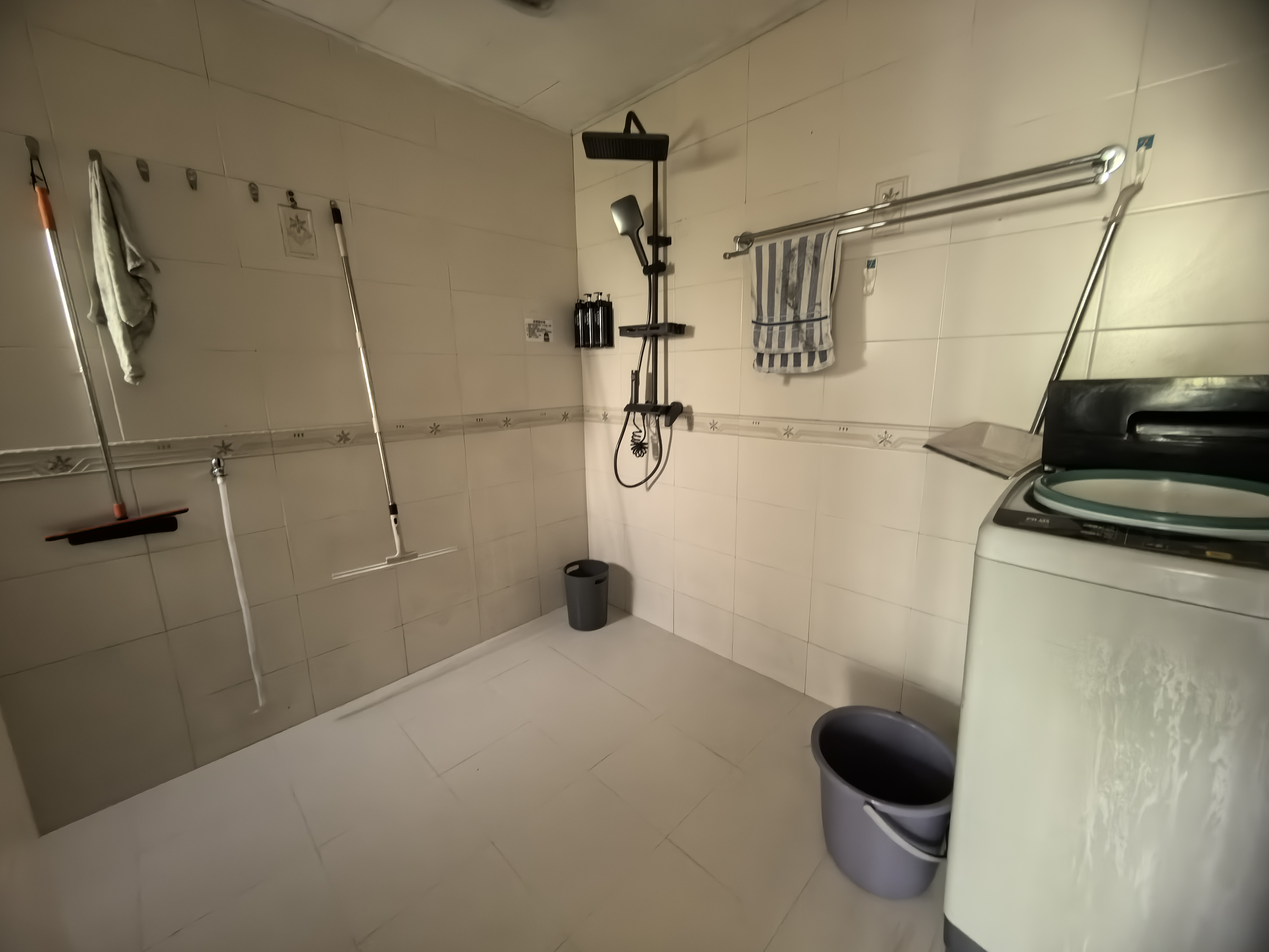 联通家苑  4室2厅2卫    3000.0元/月 联通家苑  4室2厅2卫    3000.0元/月室内图