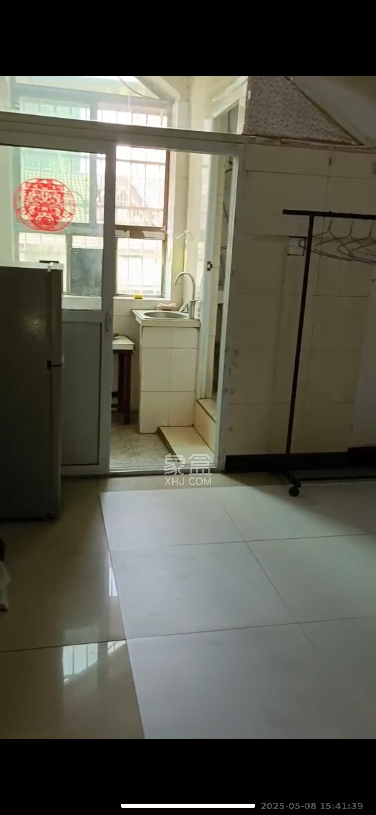 高岭小区 1室1厅1卫 650.0元/月 高岭小区 1室1厅1卫 650.0元/月室内图