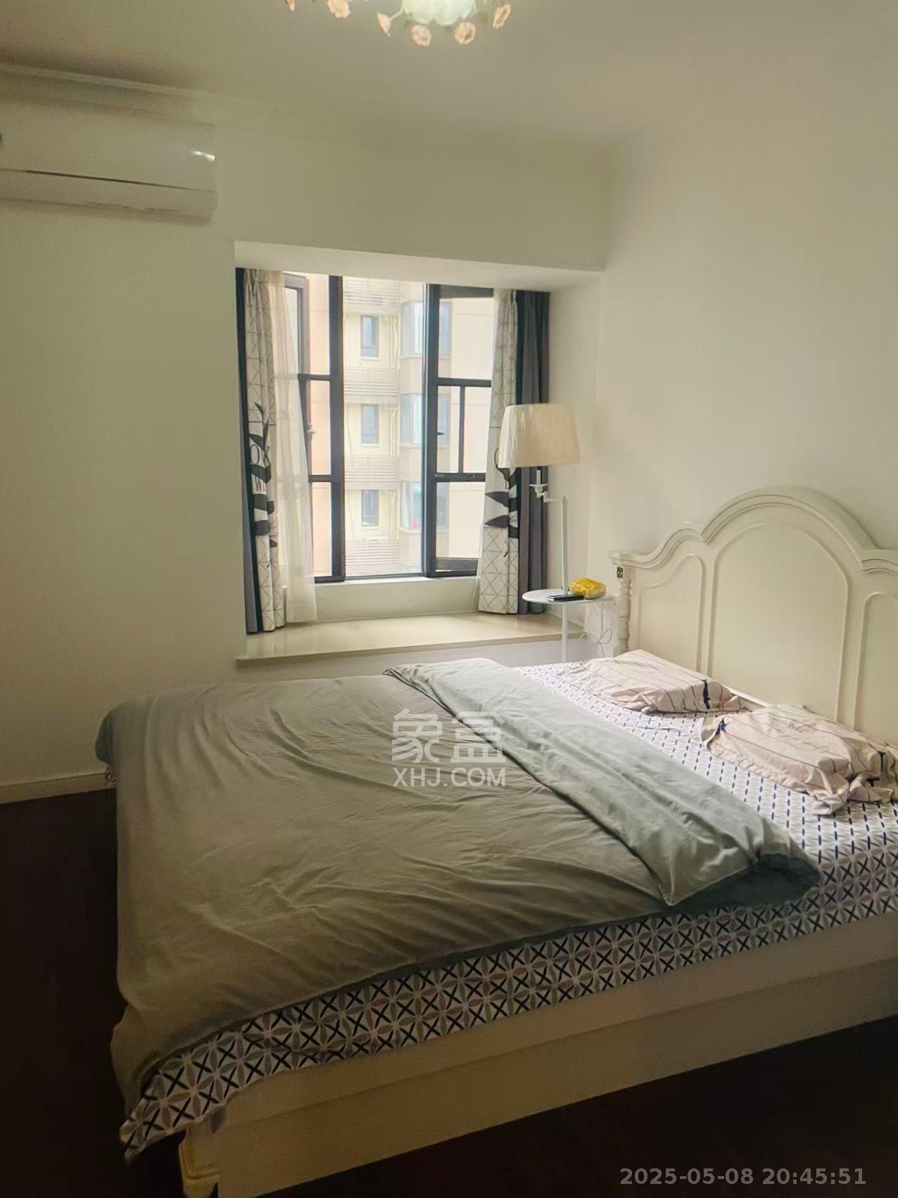 万科魅力之城观澜里 3室2厅2卫 3200.0元/月 万科魅力之城观澜里 3室2厅2卫 3200.0元/月室内图