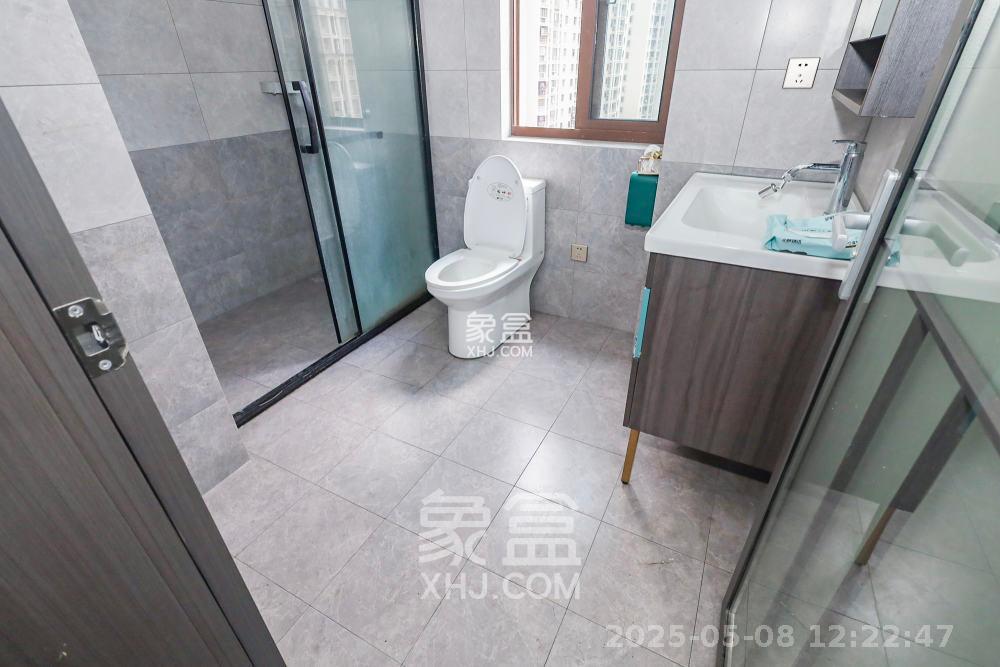 阳光丽城  4室2厅2卫   3600.00元/月室内图
