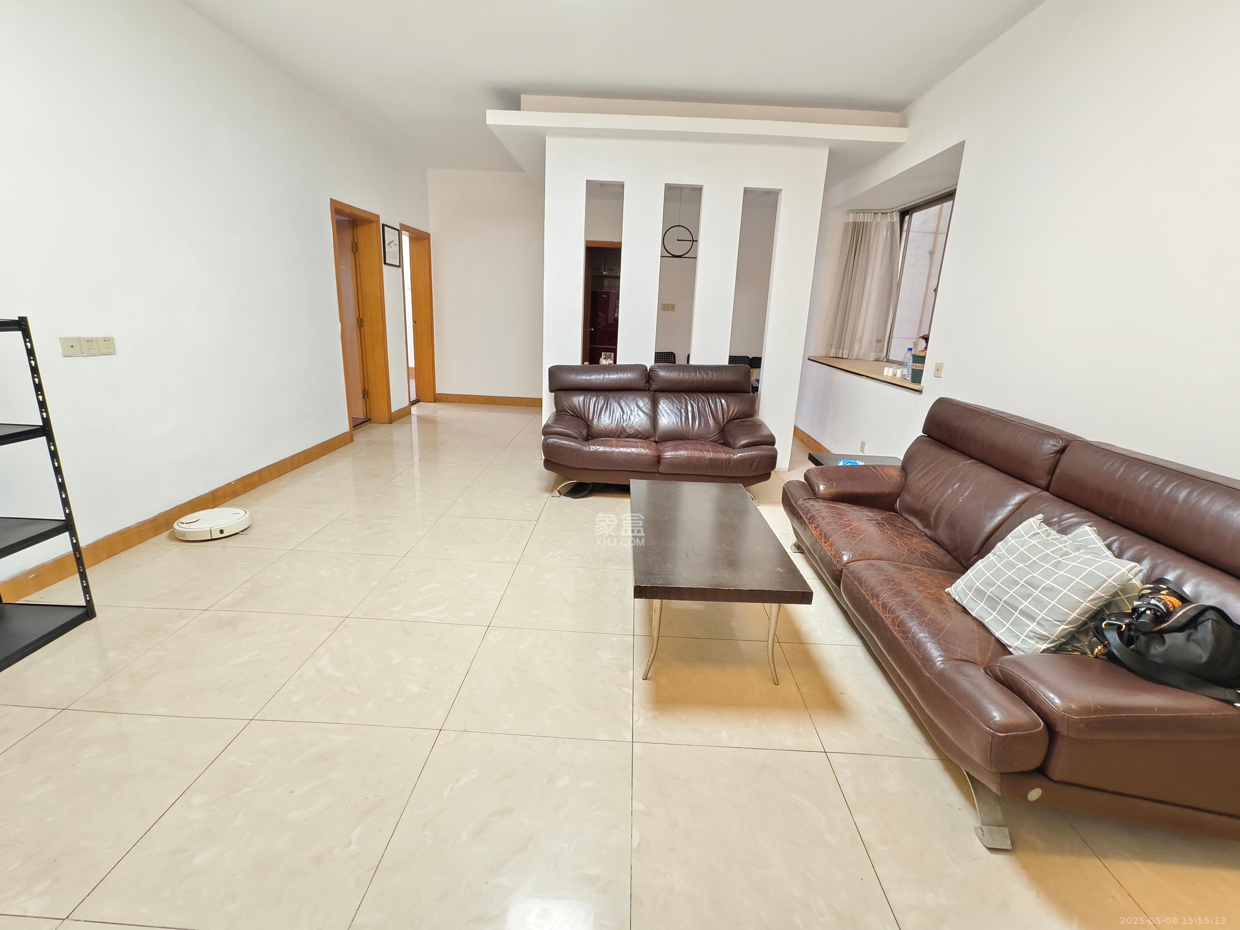 湘农桥社区 3室2厅2卫 3400.0元/月 湘农桥社区 3室2厅2卫 3400.0元/月室内图