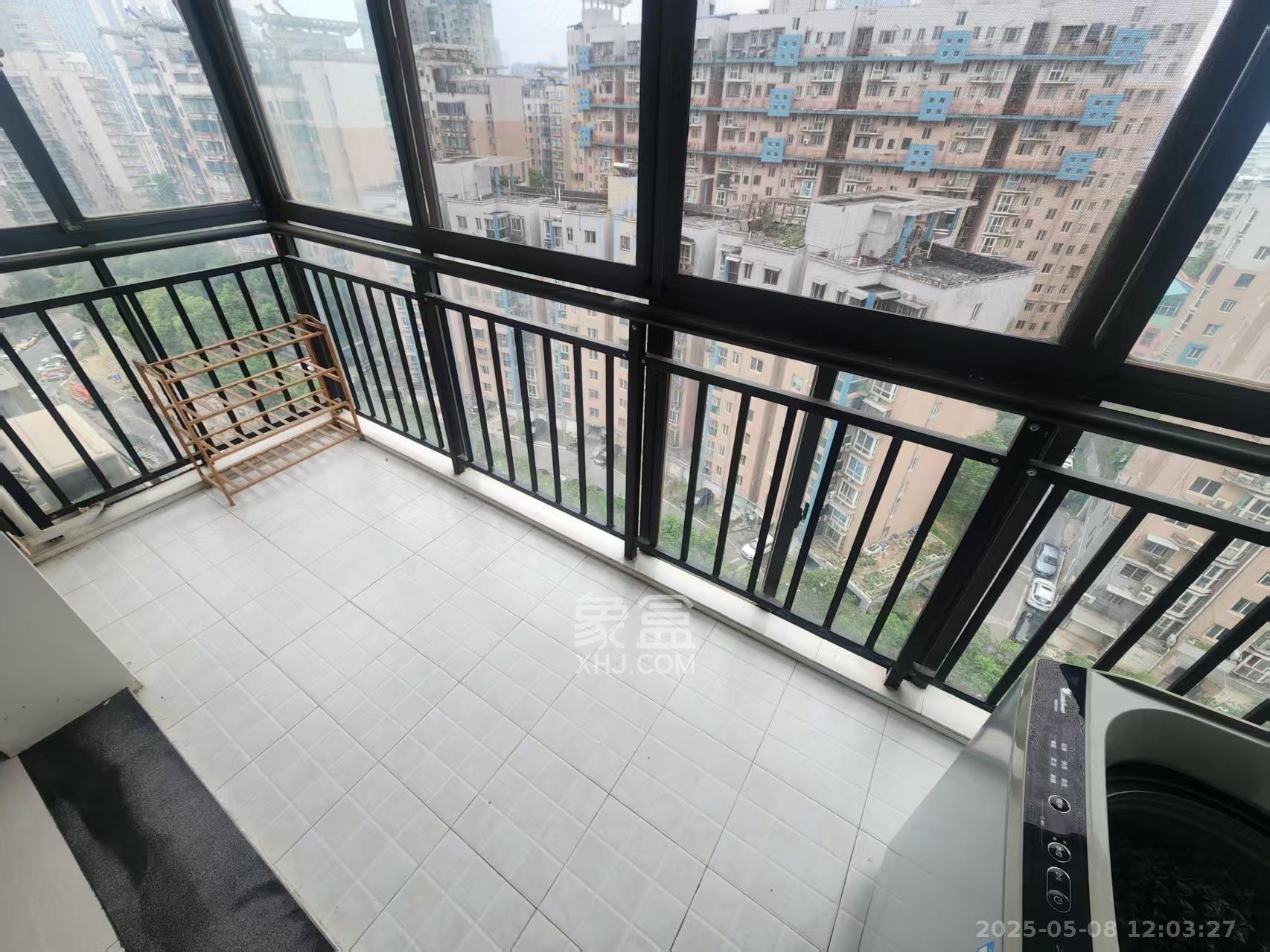 麓江春 3室2厅2卫 2800.0元/月 麓江春 3室2厅2卫 2800.0元/月室内图