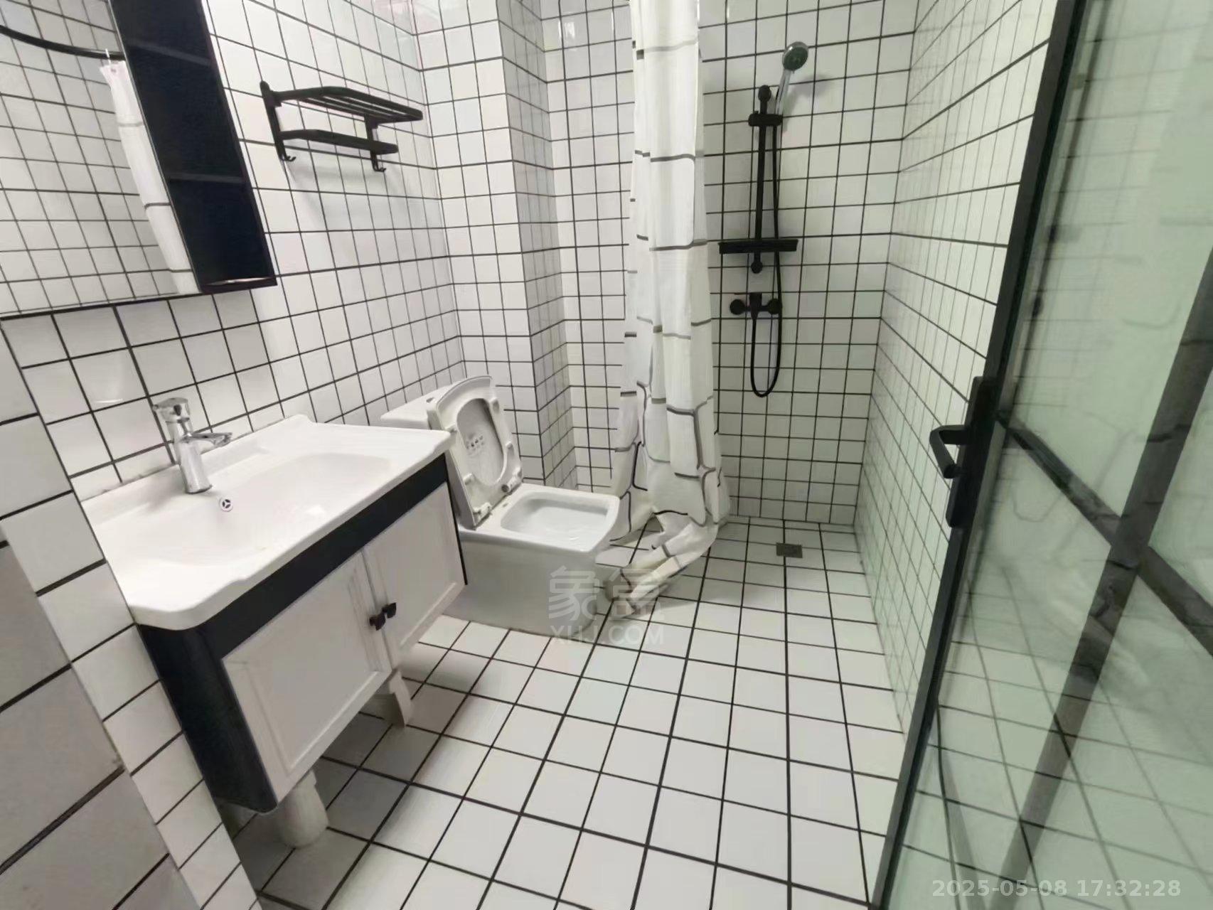 尚格广场 1室1厅1卫 1600.0元/月 尚格广场 1室1厅1卫 1600.0元/月室内图