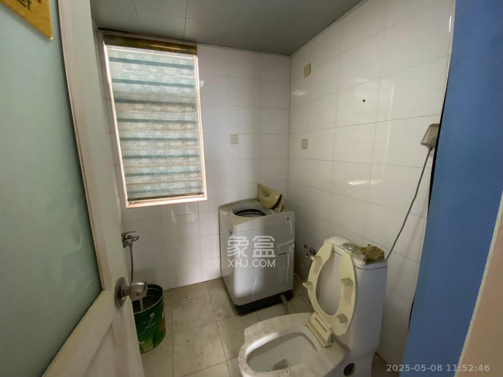 雄踞都市东家  3室1厅2卫    2200.0元/月 雄踞都市东家  3室1厅2卫    2200.0元/月