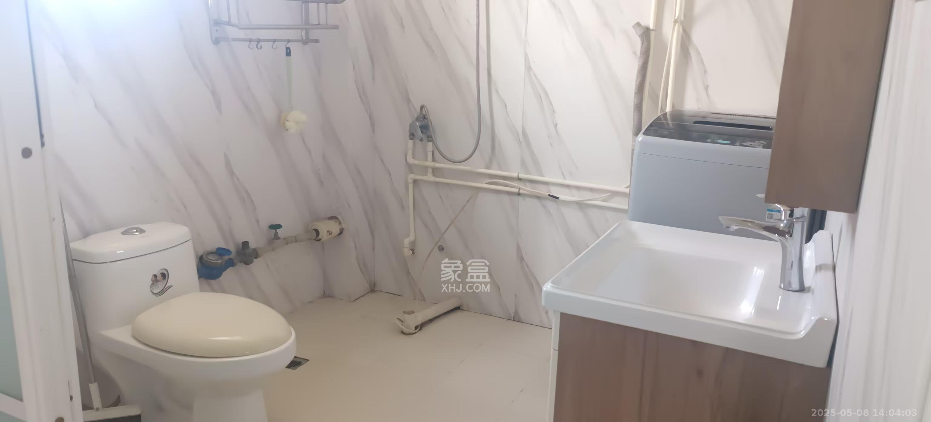 新世纪花苑  3室2厅1卫   3500.00元/月室内图