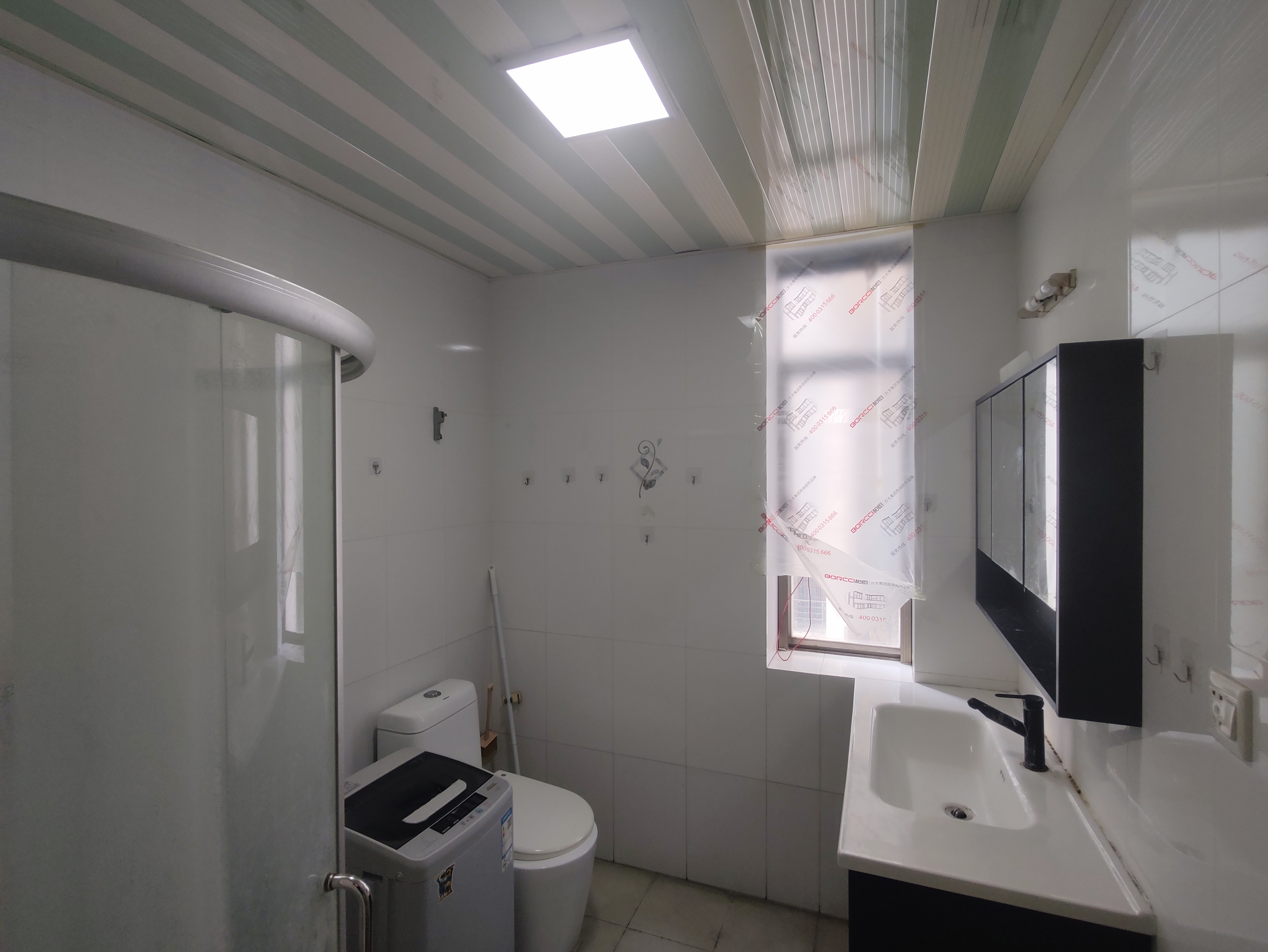 警苑 5室2厅3卫 4000.0元/月 警苑 5室2厅3卫 4000.0元/月室内图