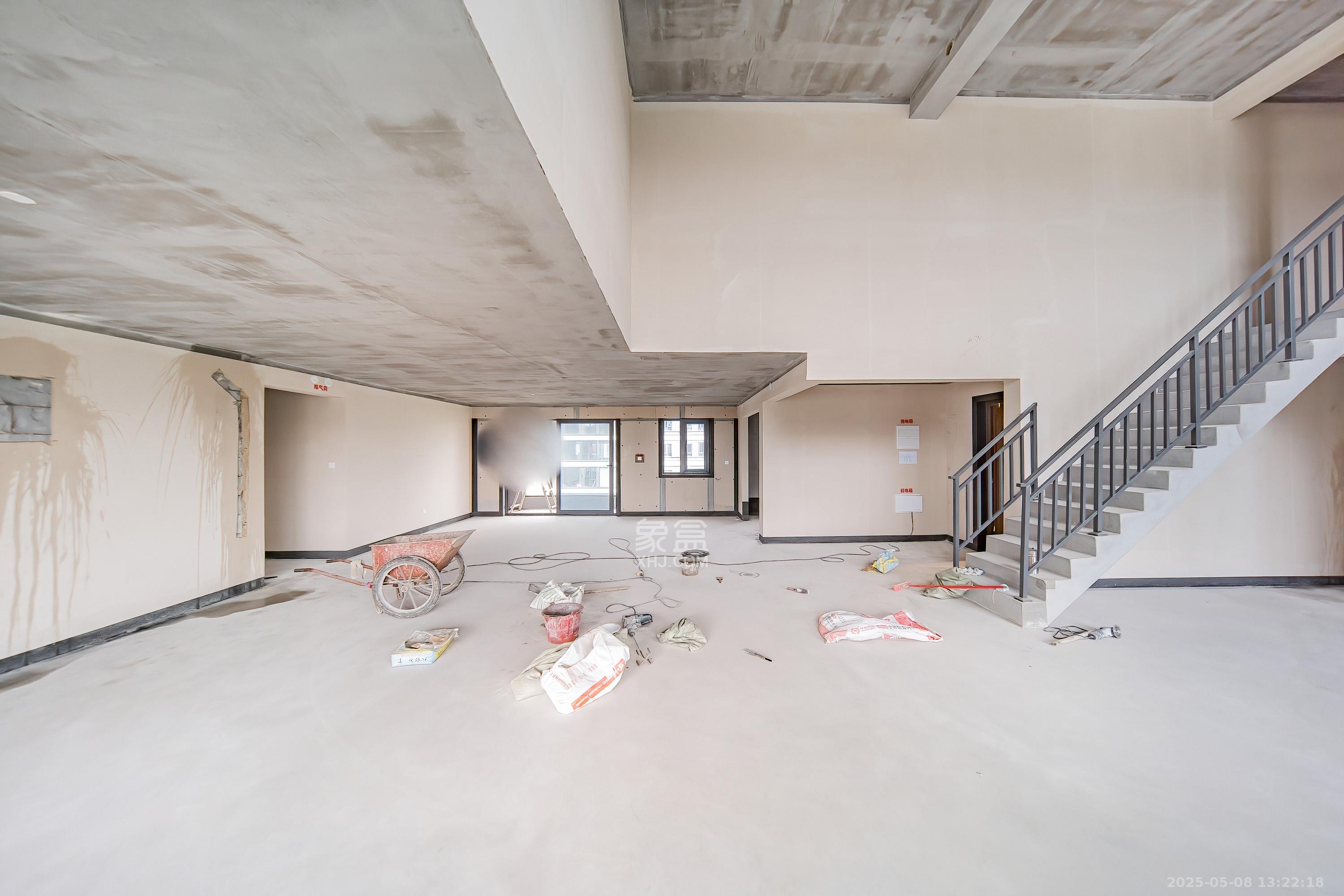 华润置地润樾府 5室2厅3卫 225.0万 华润置地润樾府 5室2厅3卫 225.0万其他