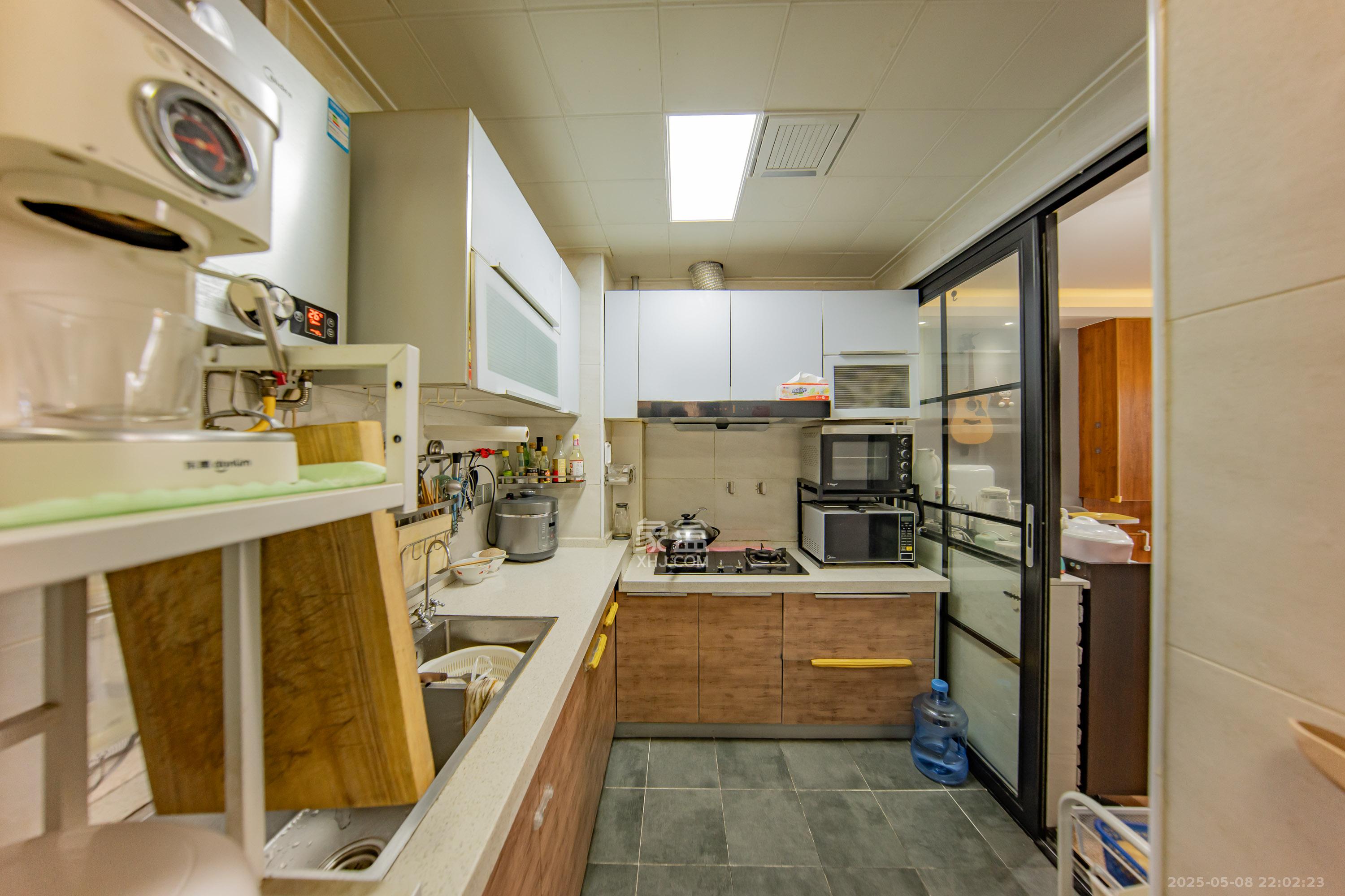 华润橡树湾 3室2厅1卫 79.0万 华润橡树湾 3室2厅1卫 79.0万厨房