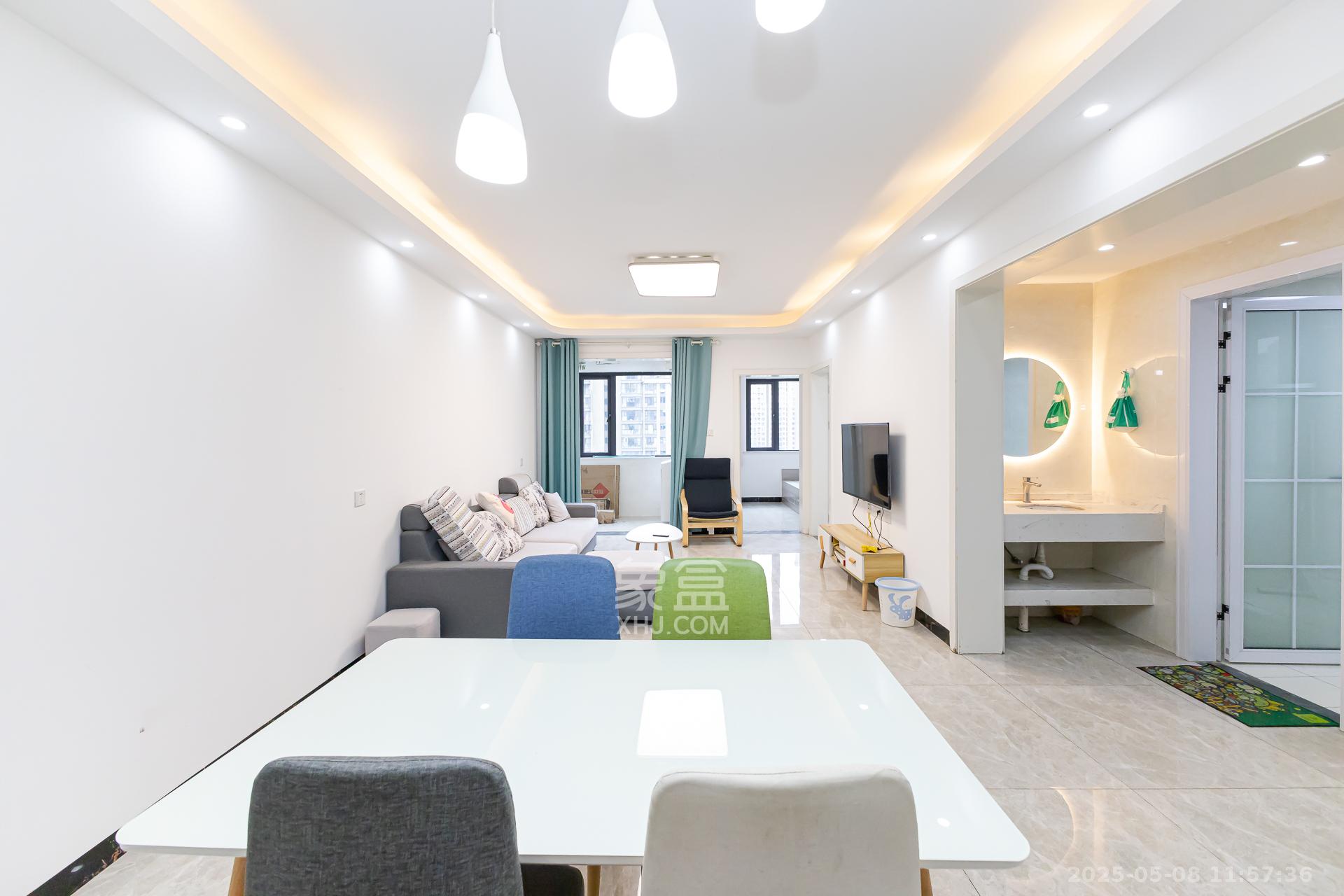 勤诚达境界城 3室2厅1卫 78.0万 勤诚达境界城 3室2厅1卫 78.0万客厅