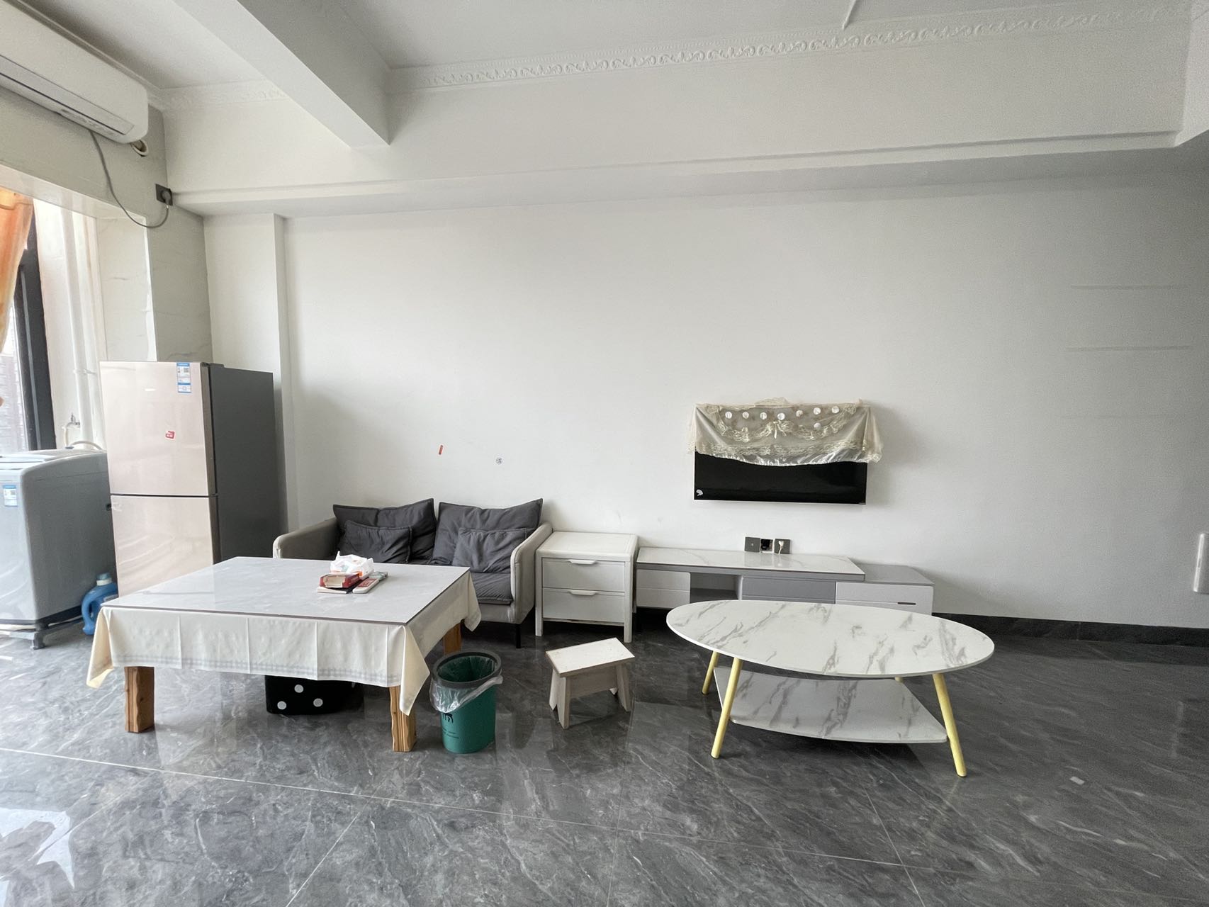 保利香槟国际  1室1厅1卫    28.8万 保利香槟国际  1室1厅1卫    28.8万室内图