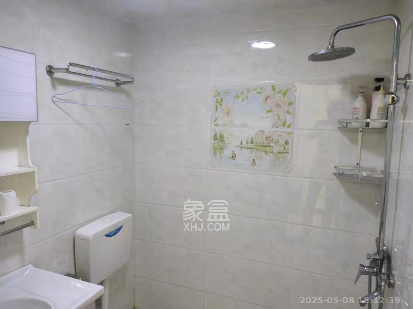 山水湾  1室1厅1卫   1500.00元/月室内图