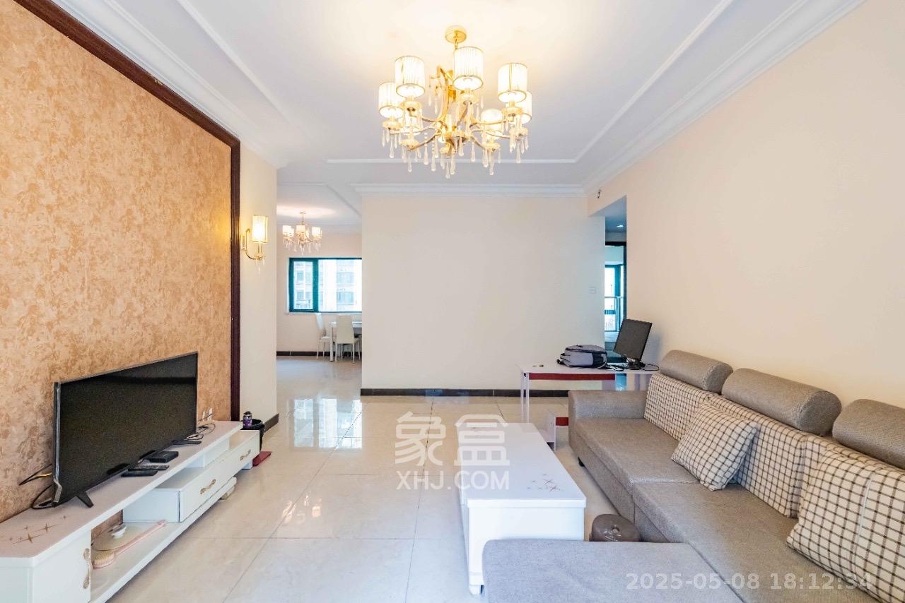 恒大雅苑 3室2厅2卫 2600.0元/月 恒大雅苑 3室2厅2卫 2600.0元/月室内图