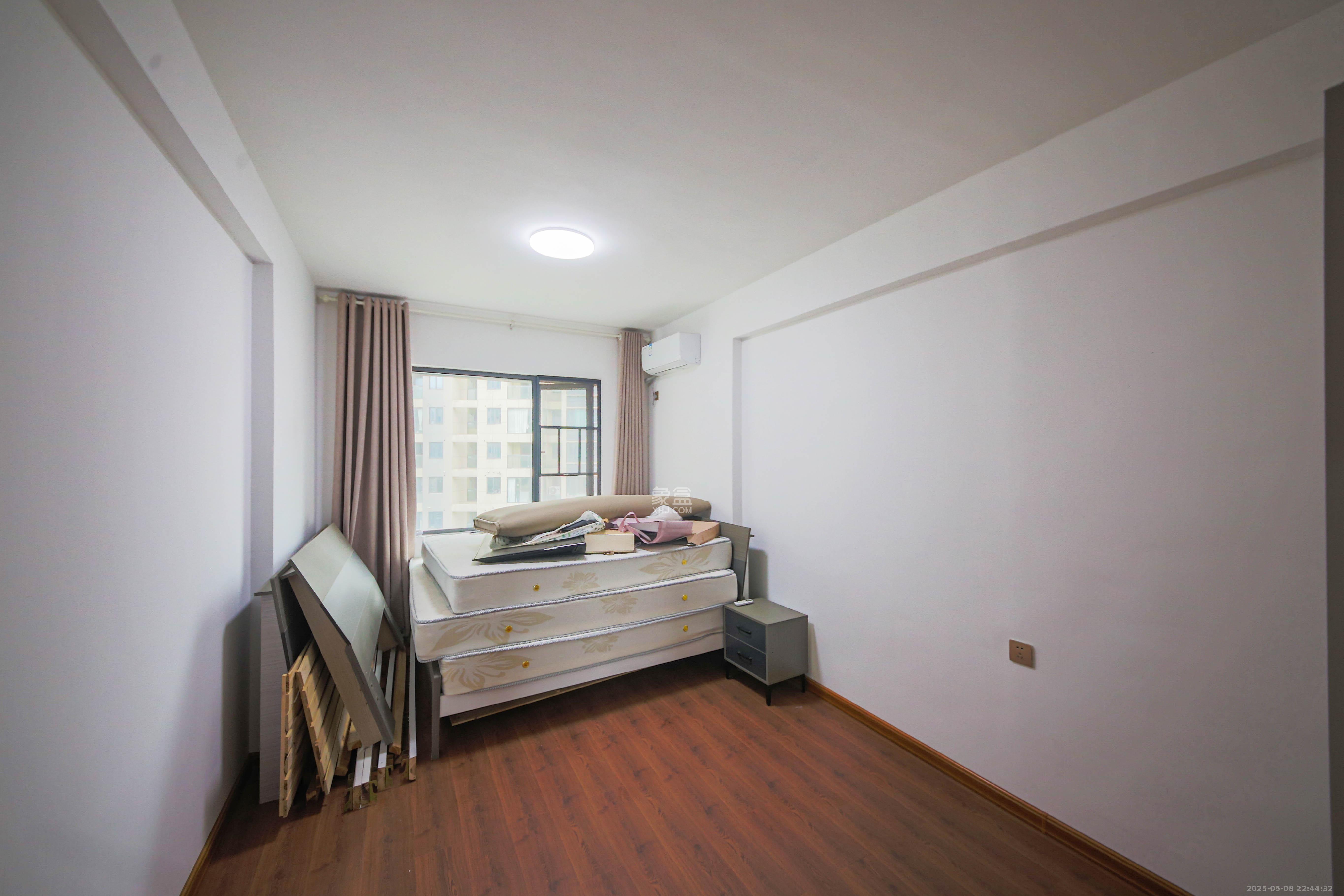 博林云栖  3室2厅2卫    160.0万 博林云栖  3室2厅2卫    160.0万卧室