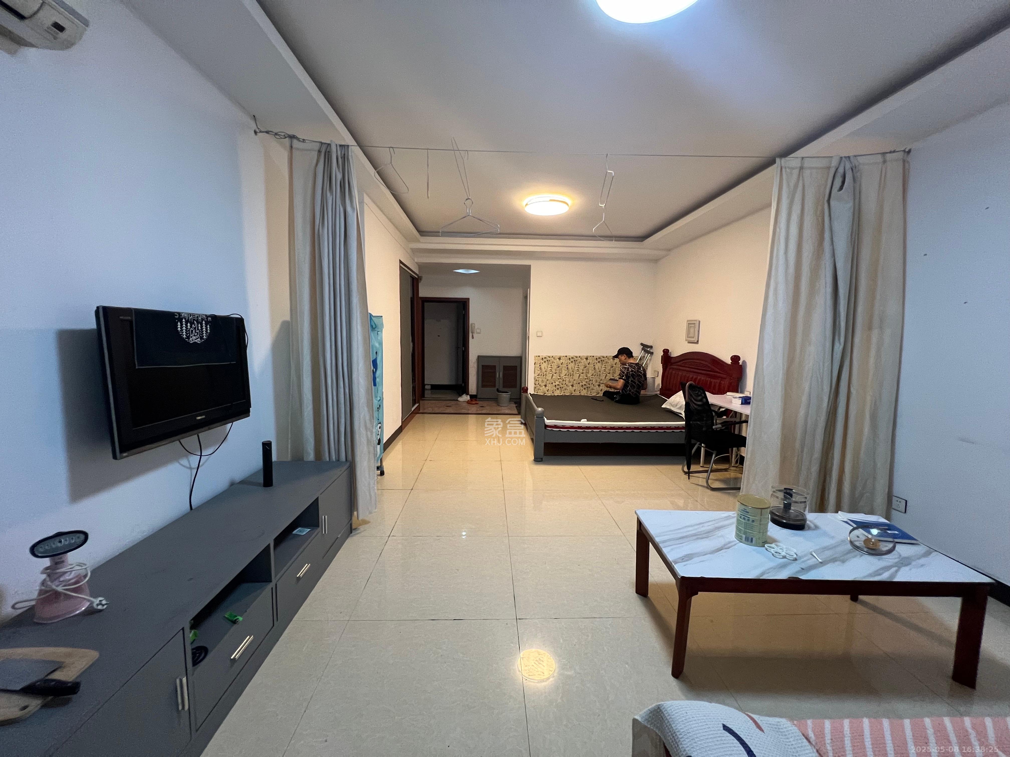开源鑫景  1室1厅1卫   1300.00元/月室内图