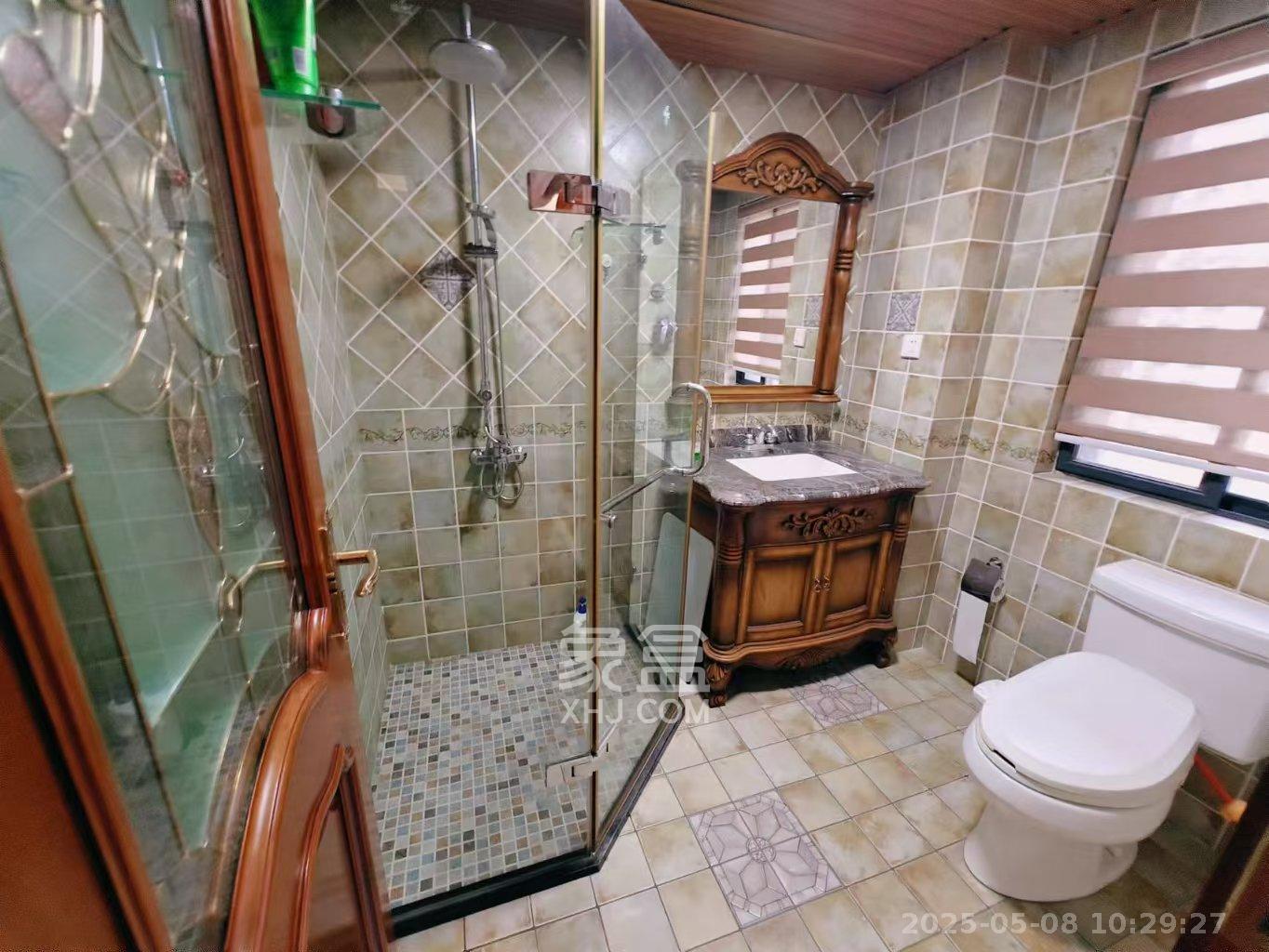 青园  6室2厅3卫    10000.0元/月 青园  6室2厅3卫    10000.0元/月室内图