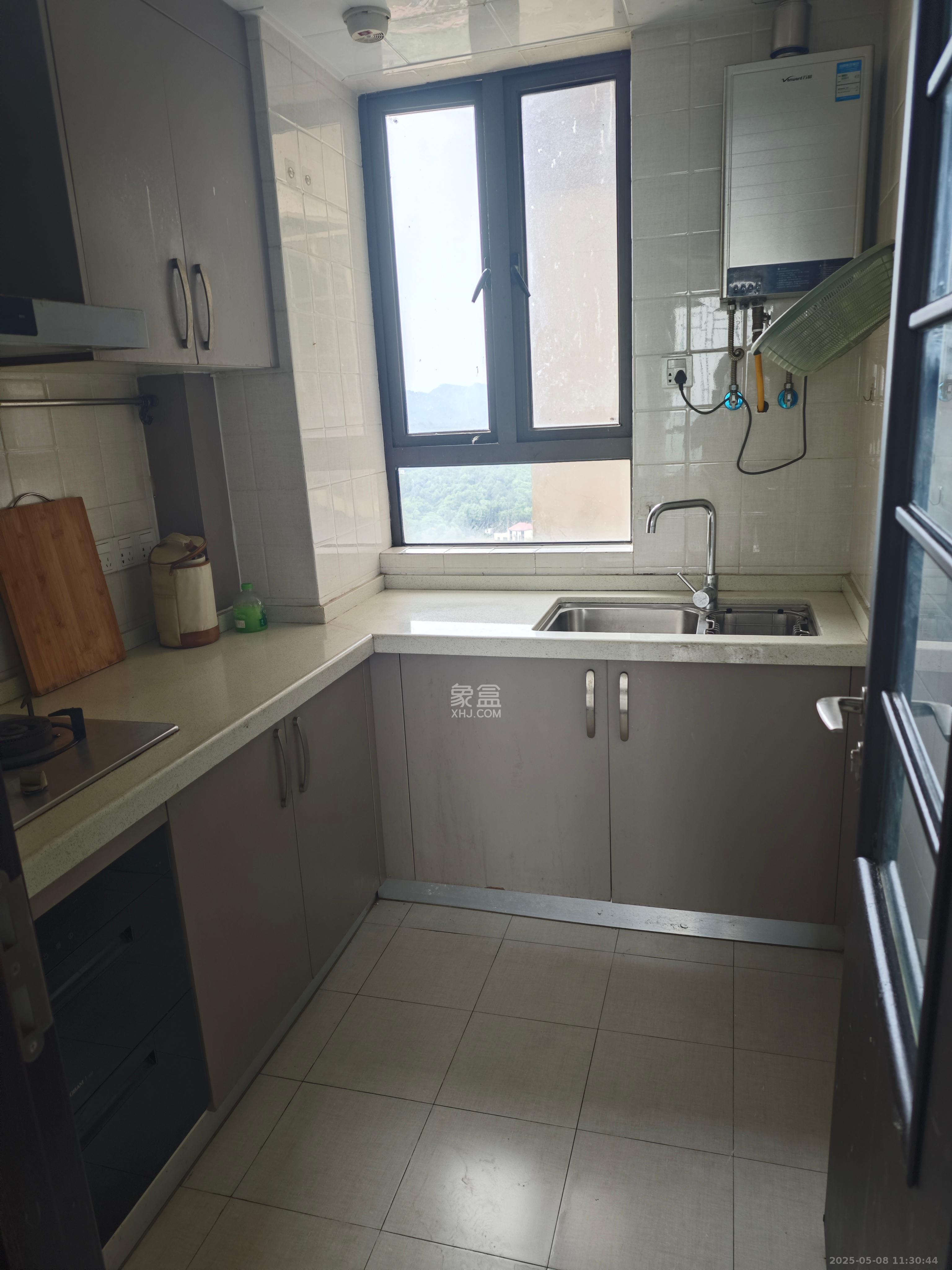 佳兆业水岸新都  3室2厅2卫   1500.00元/月室内图