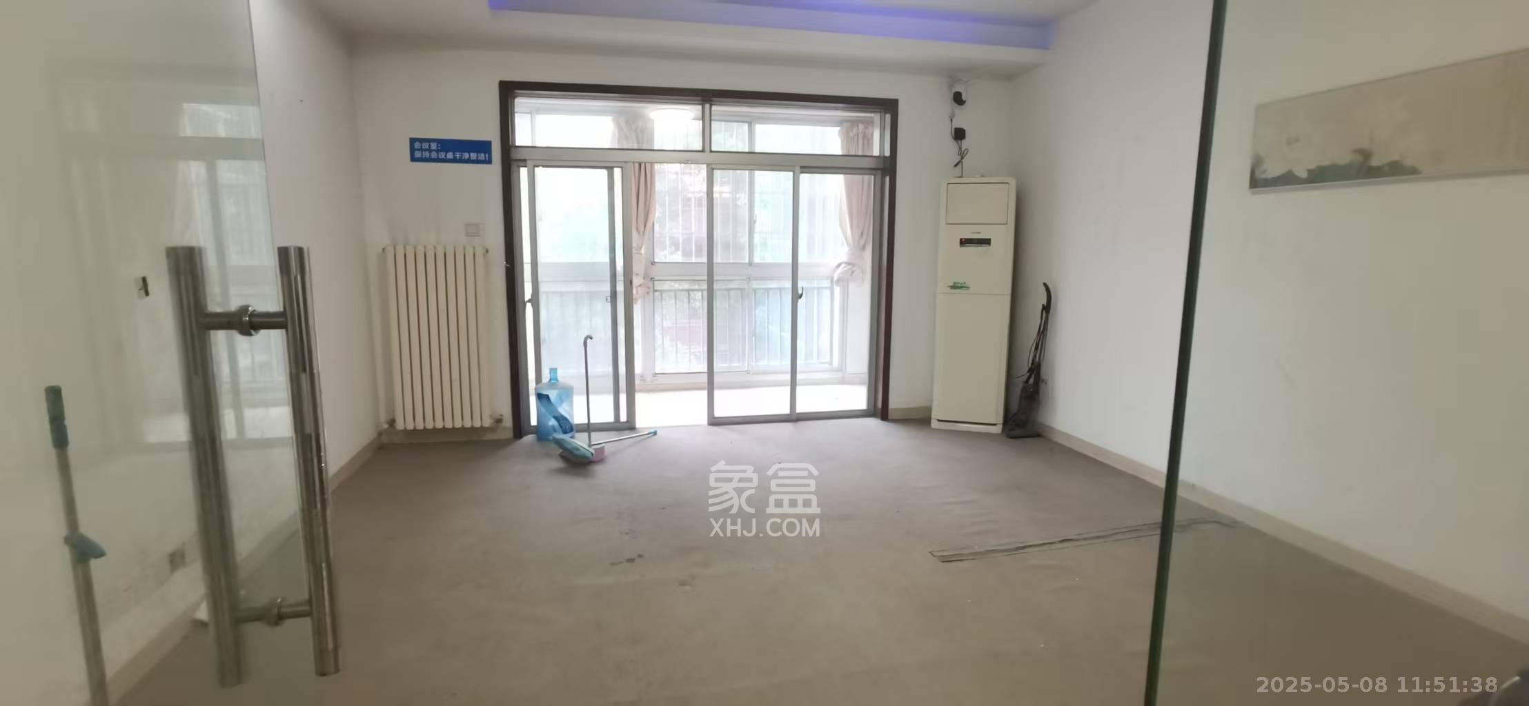 九峰小区(一二三四区)  4室2厅2卫    3000.0元/月 九峰小区(一二三四区)  4室2厅2卫    3000.0元/月