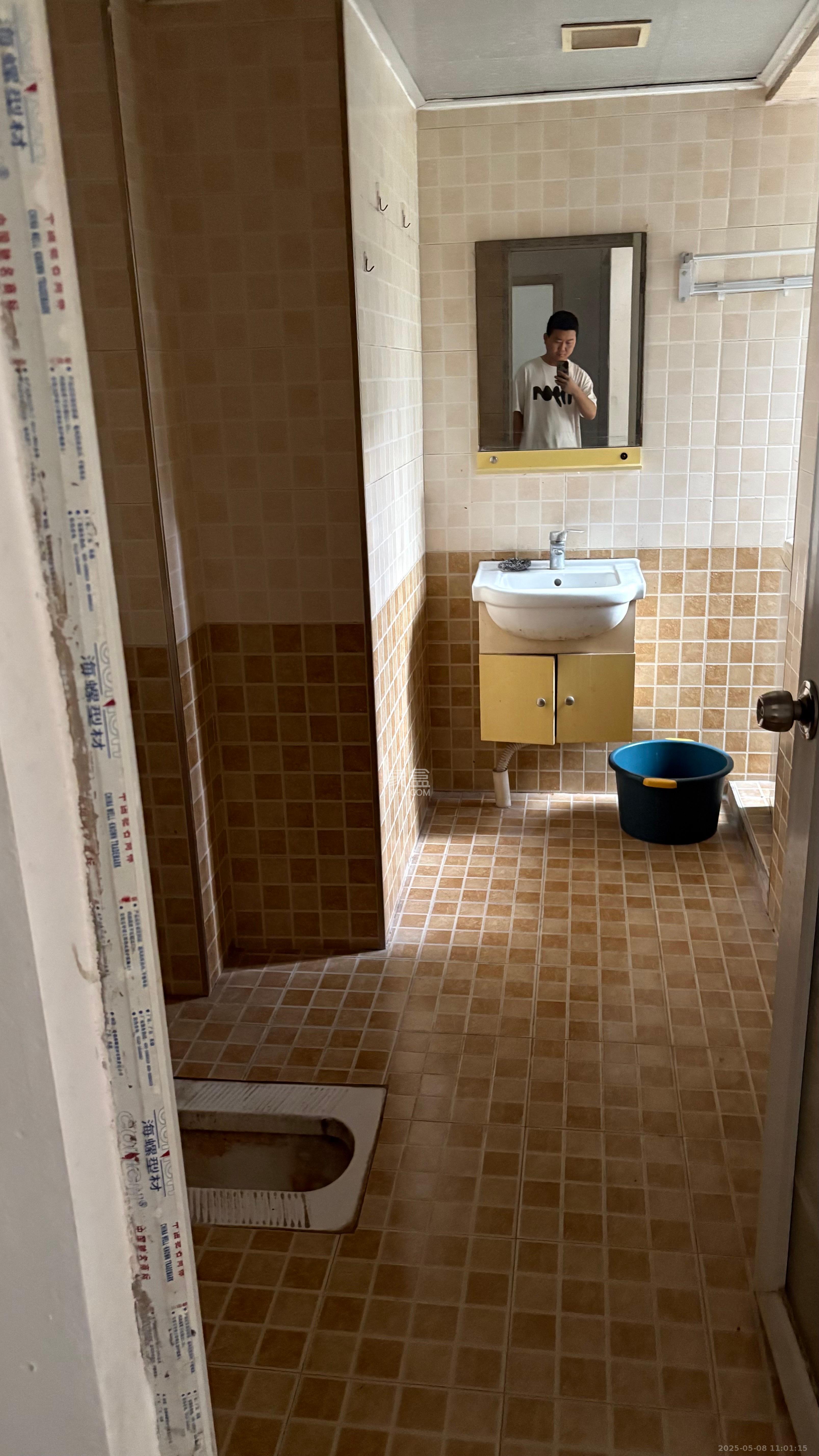 中信文化广场(中信新城二期) 2室1厅1卫 1500.0元/月 中信文化广场(中信新城二期) 2室1厅1卫 1500.0元/月室内图