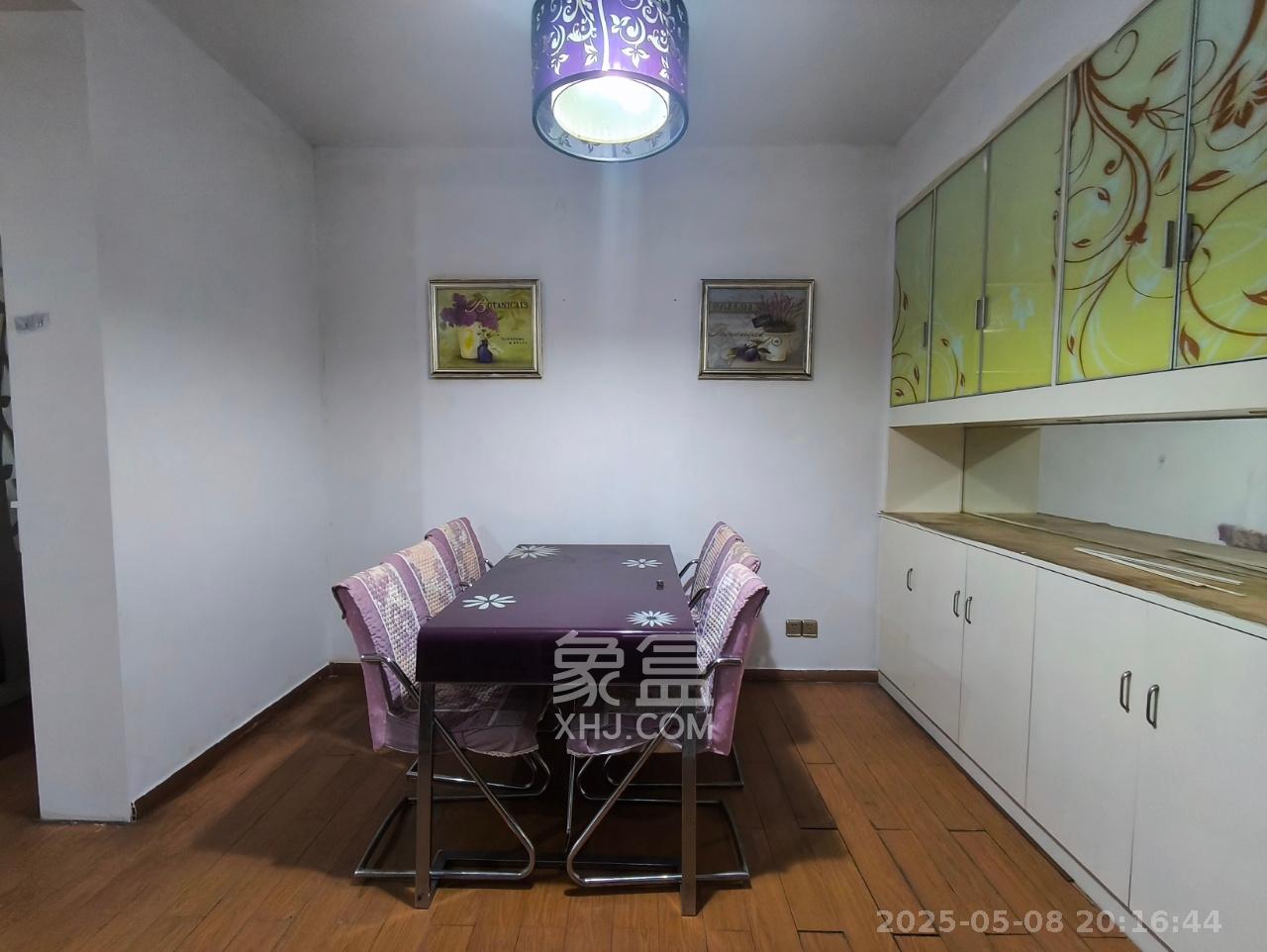 顺天黄金海岸  3室2厅2卫    2700.0元/月 顺天黄金海岸  3室2厅2卫    2700.0元/月室内图