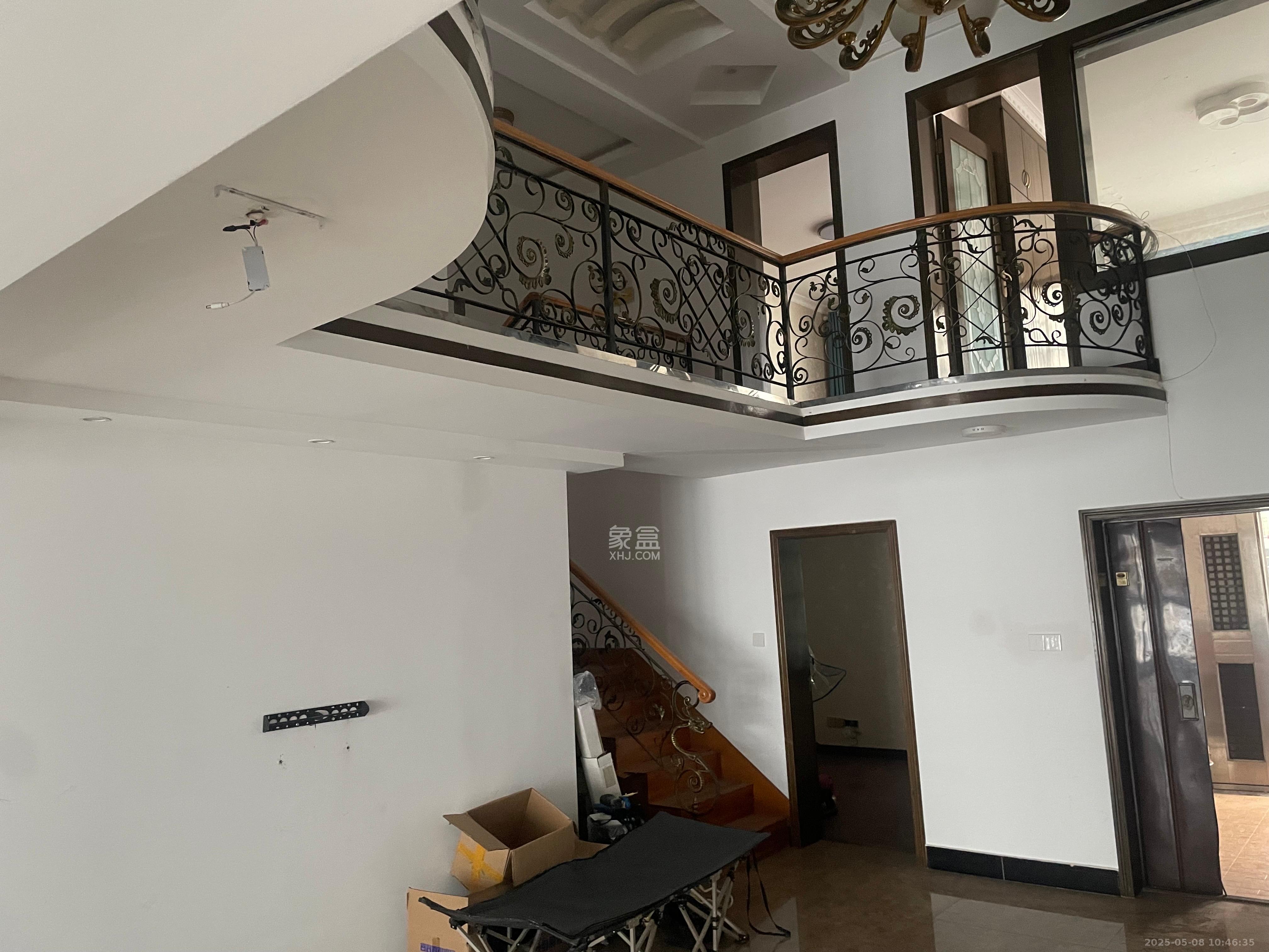 香格里嘉园 4室2厅2卫 4500.0元/月 香格里嘉园 4室2厅2卫 4500.0元/月室内图