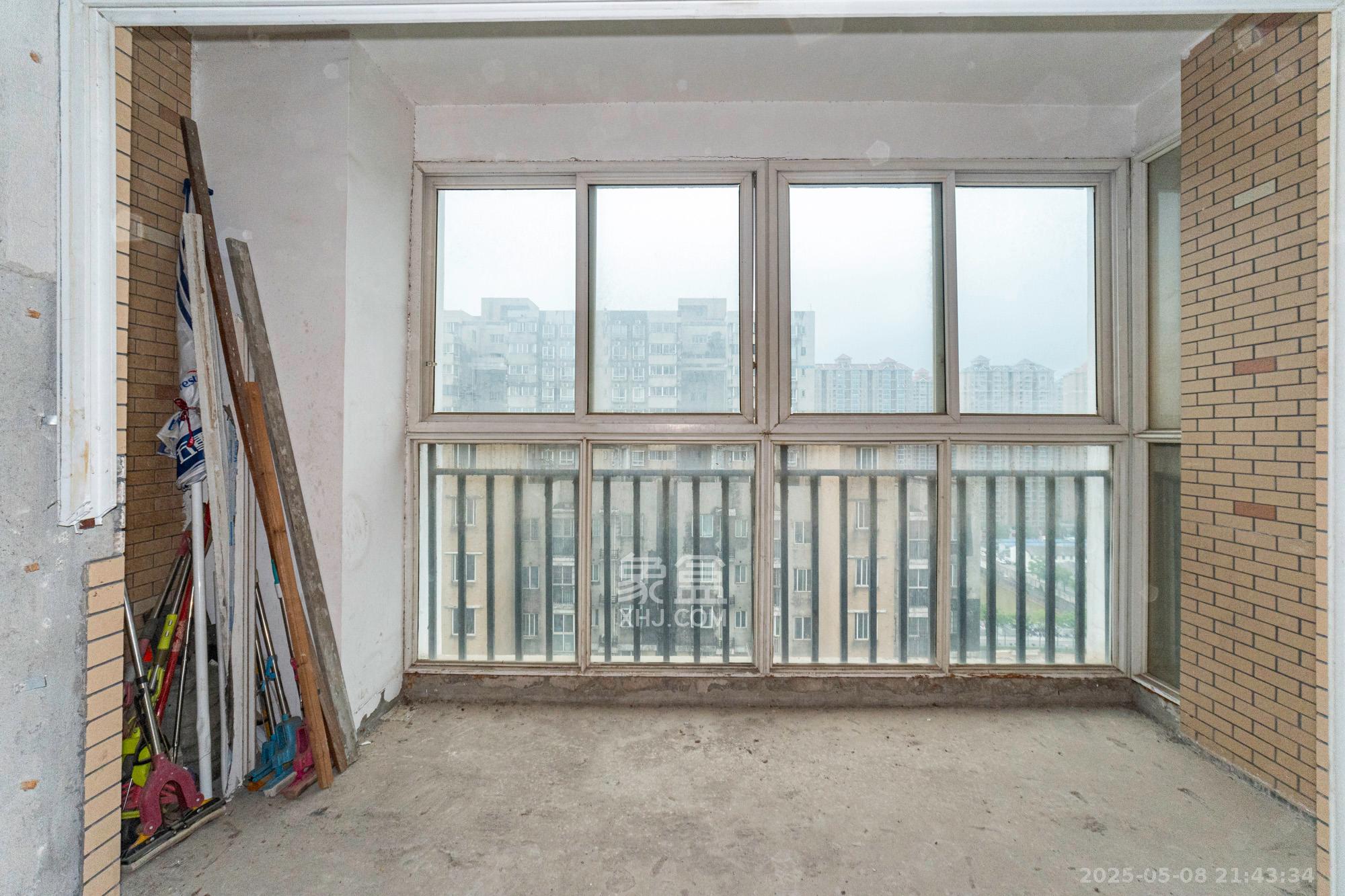 筑梦园 3室2厅2卫 65.8万 筑梦园 3室2厅2卫 65.8万阳台