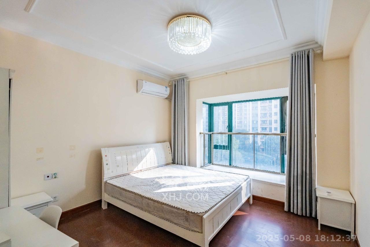 恒大雅苑 3室2厅2卫 2600.0元/月 恒大雅苑 3室2厅2卫 2600.0元/月室内图