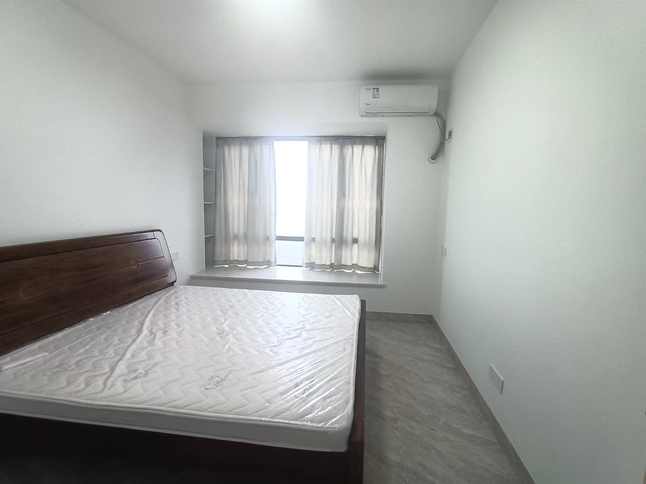 农信大院(响水湾度假公寓) 4室2厅2卫 3000.0元/月 农信大院(响水湾度假公寓) 4室2厅2卫 3000.0元/月室内图