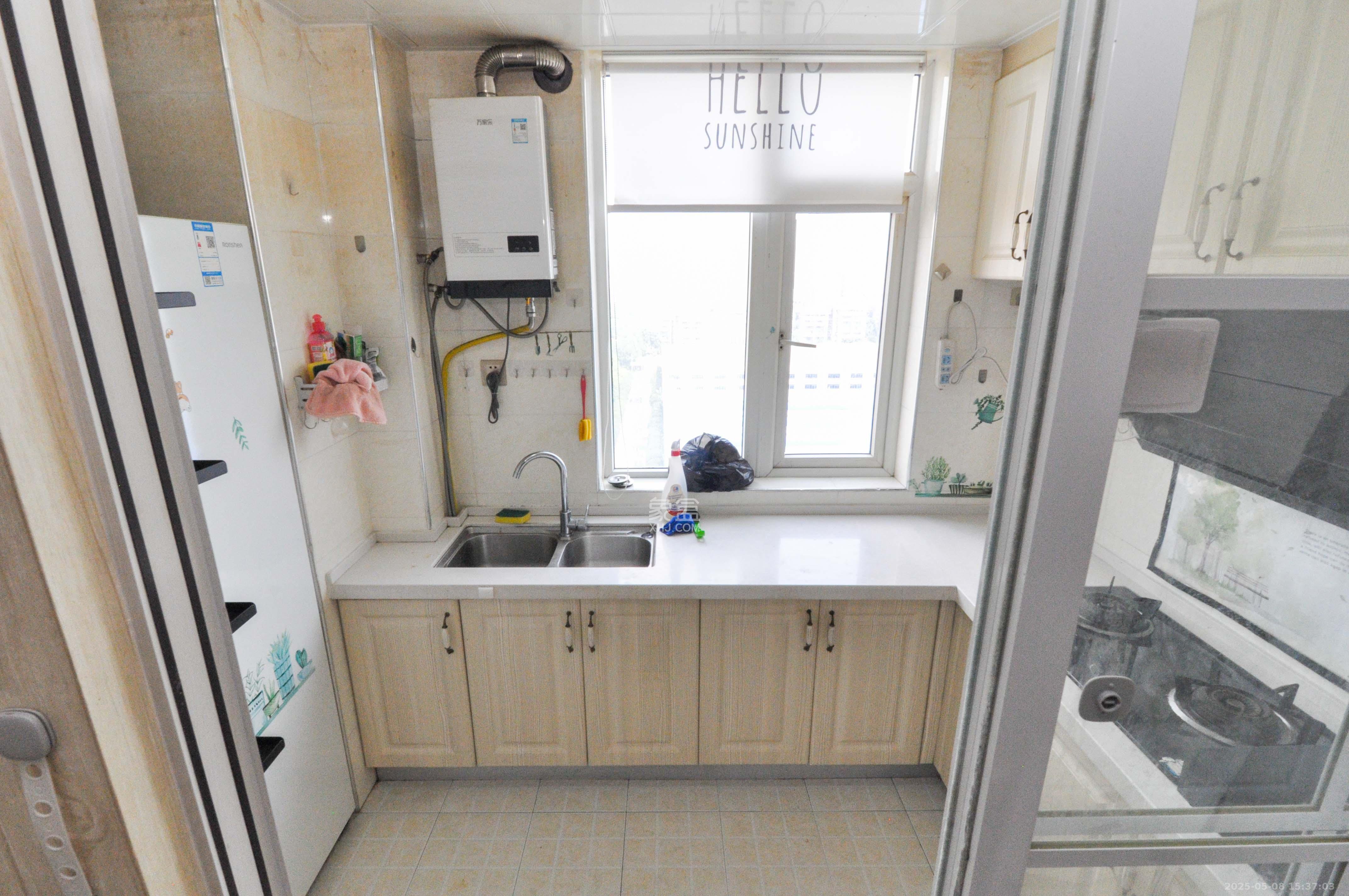 中建梅溪湖中心  4室2厅2卫   280.00万厨房
