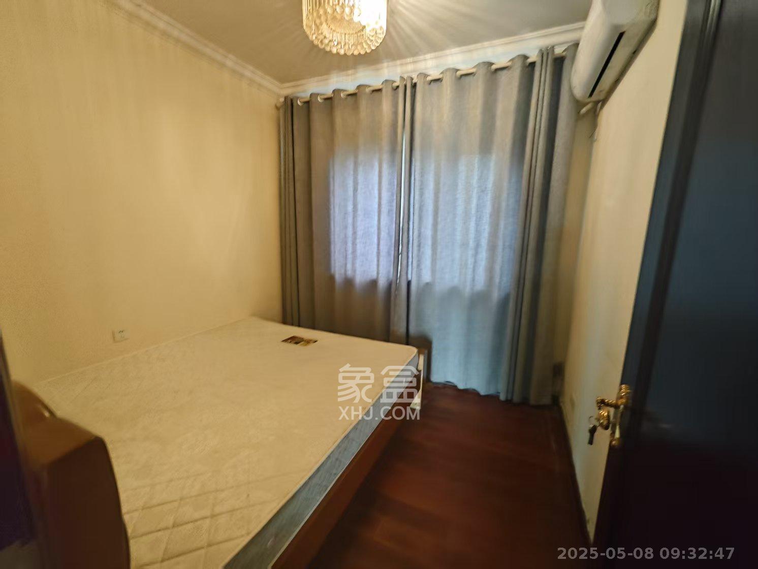 恒大御景天下城一期  3室2厅2卫    2300.0元/月 恒大御景天下城一期  3室2厅2卫    2300.0元/月室内图