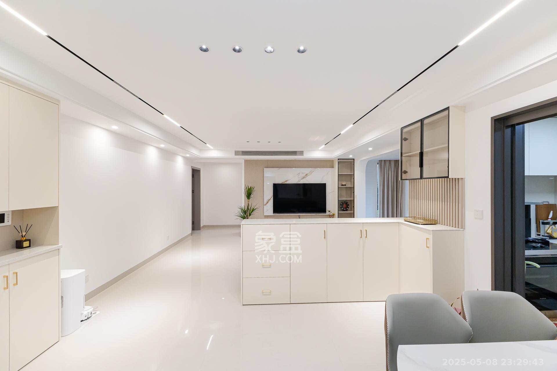 玛丽的花园(金色阳光家园)  3室2厅2卫    125.0万 玛丽的花园(金色阳光家园)  3室2厅2卫    125.0万客厅