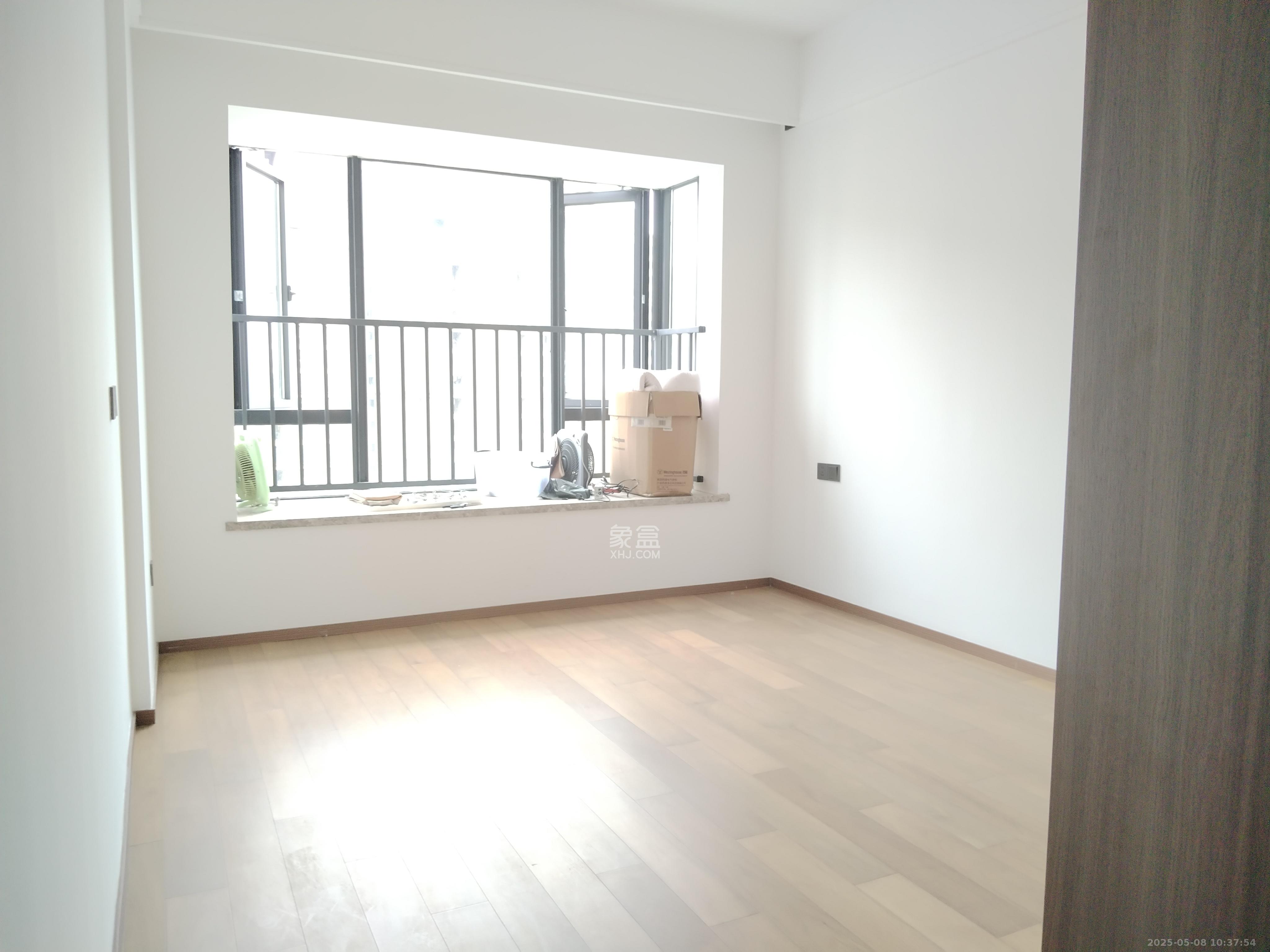 新华联梦想城 3室2厅2卫 2500.0元/月 新华联梦想城 3室2厅2卫 2500.0元/月室内图