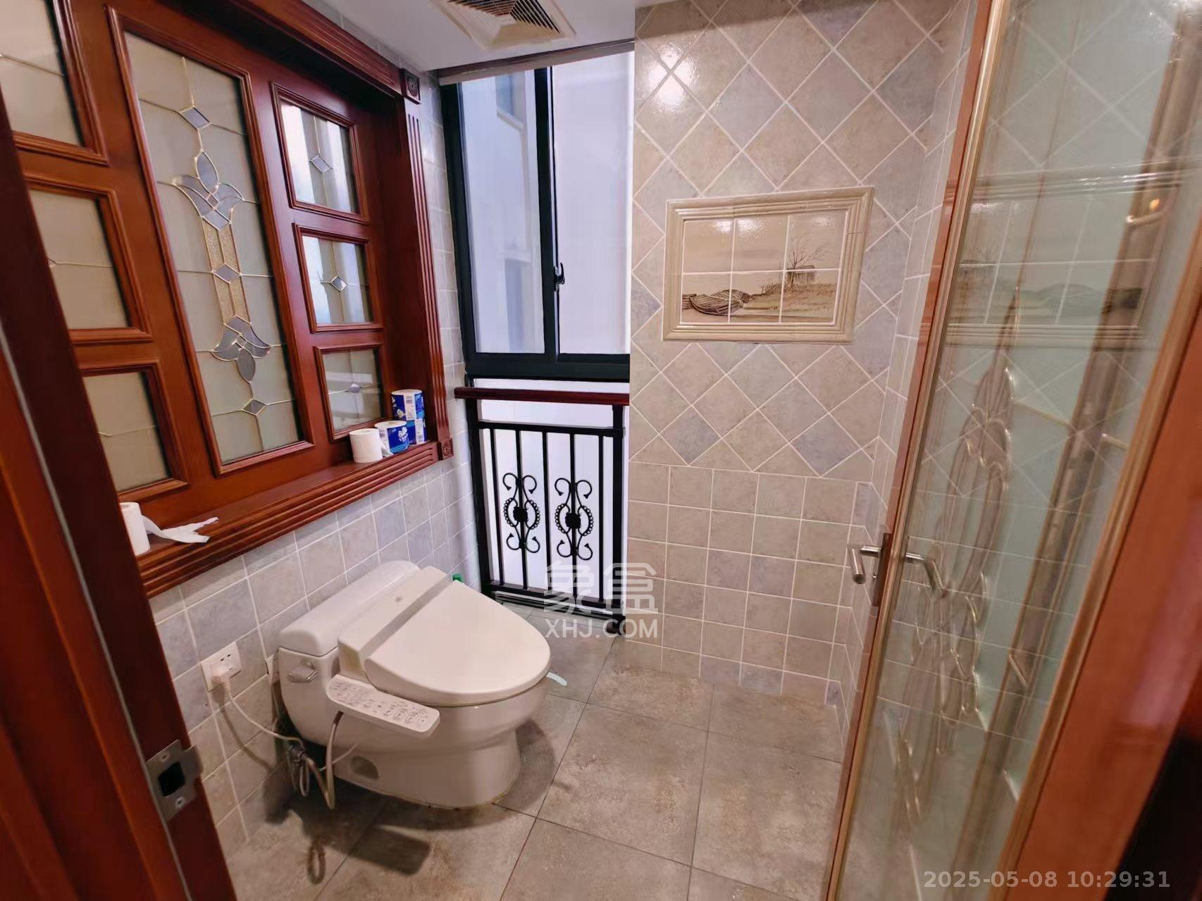 青园  6室2厅3卫    10000.0元/月 青园  6室2厅3卫    10000.0元/月室内图