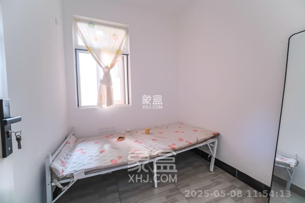 和悦城(蟠龙景苑)  3室2厅1卫   2000.00元/月室内图