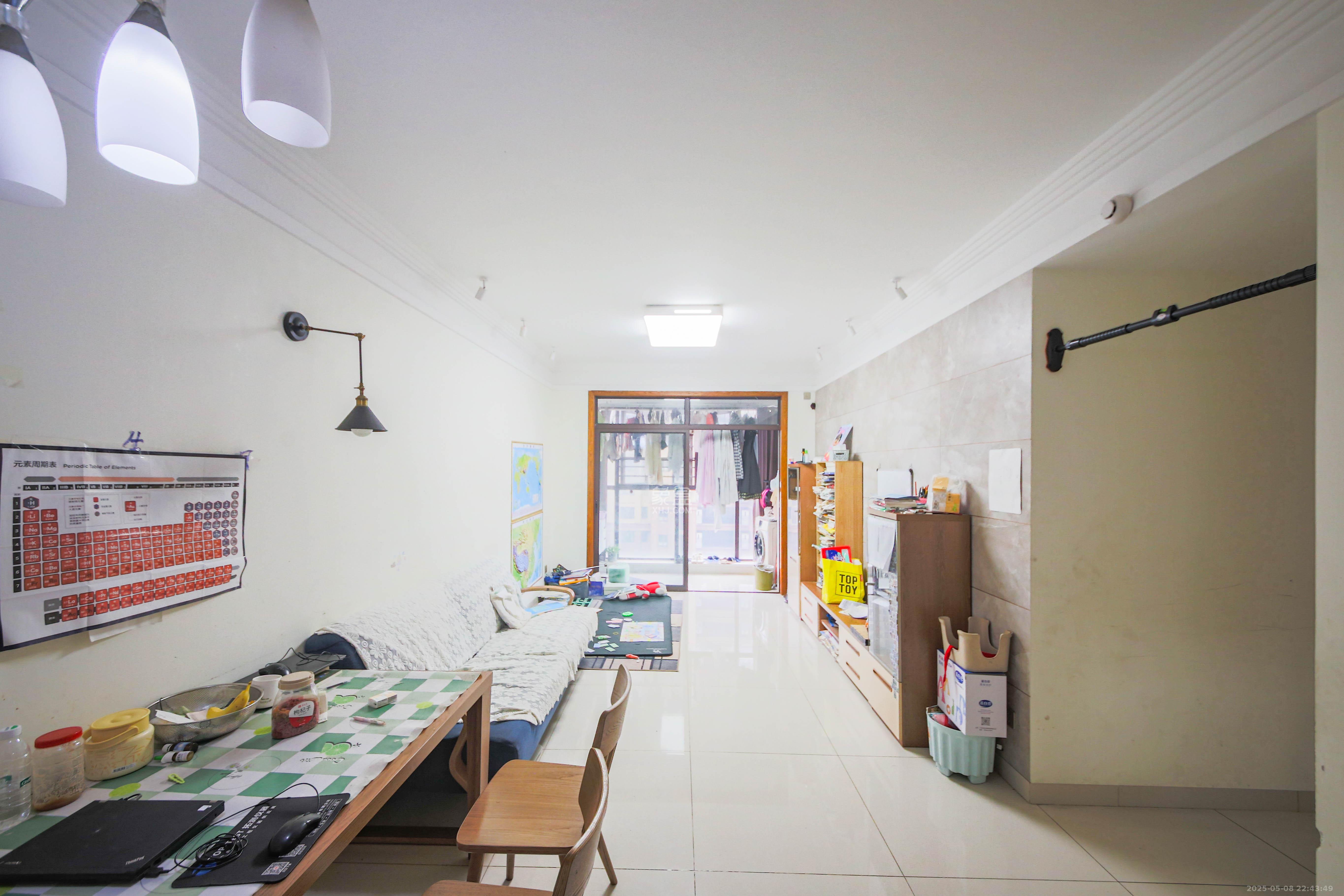 中建信和城  2室1厅1卫   105.00万客厅