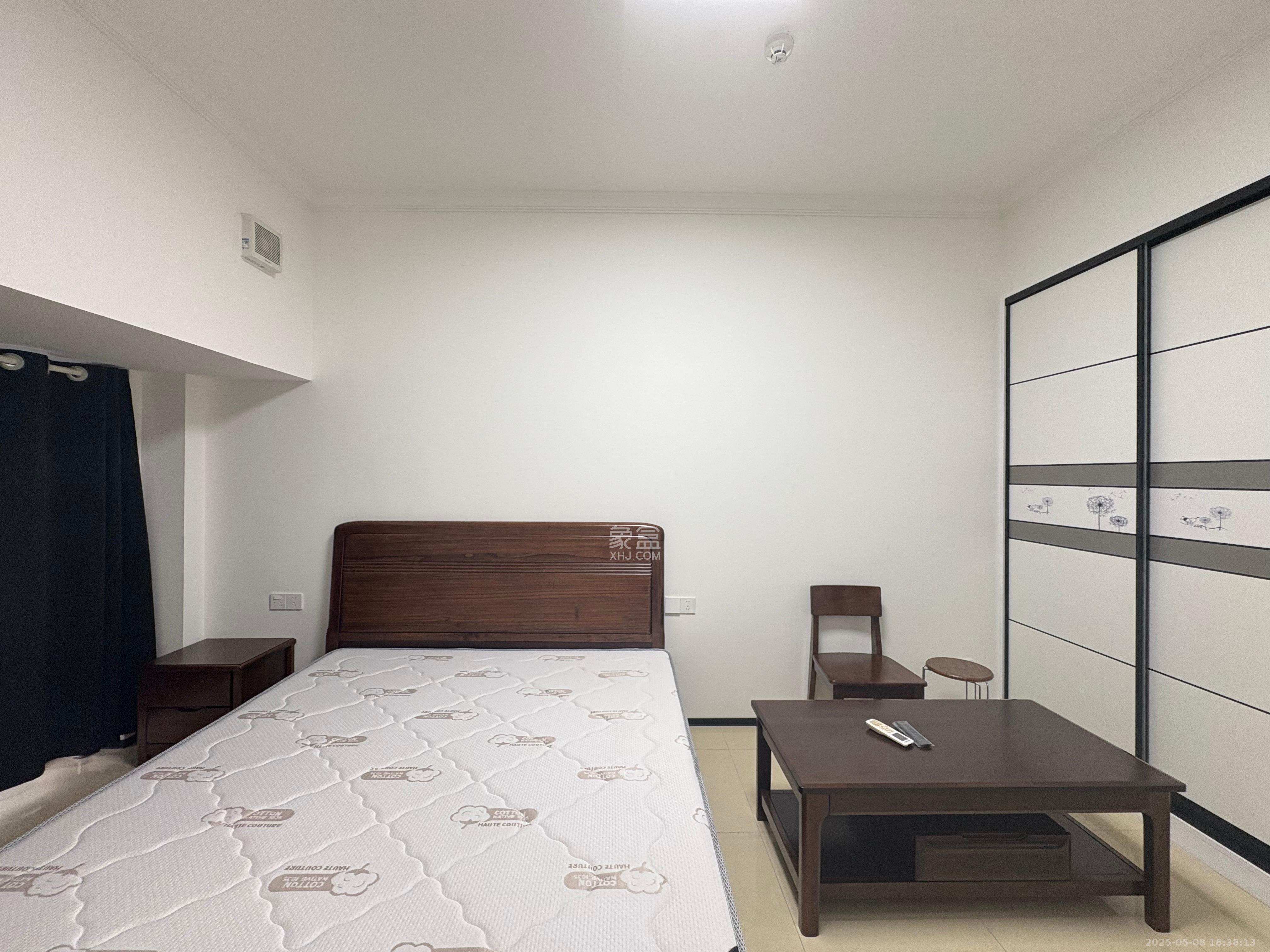 达美D6区  1室1厅1卫   1500.00元/月室内图