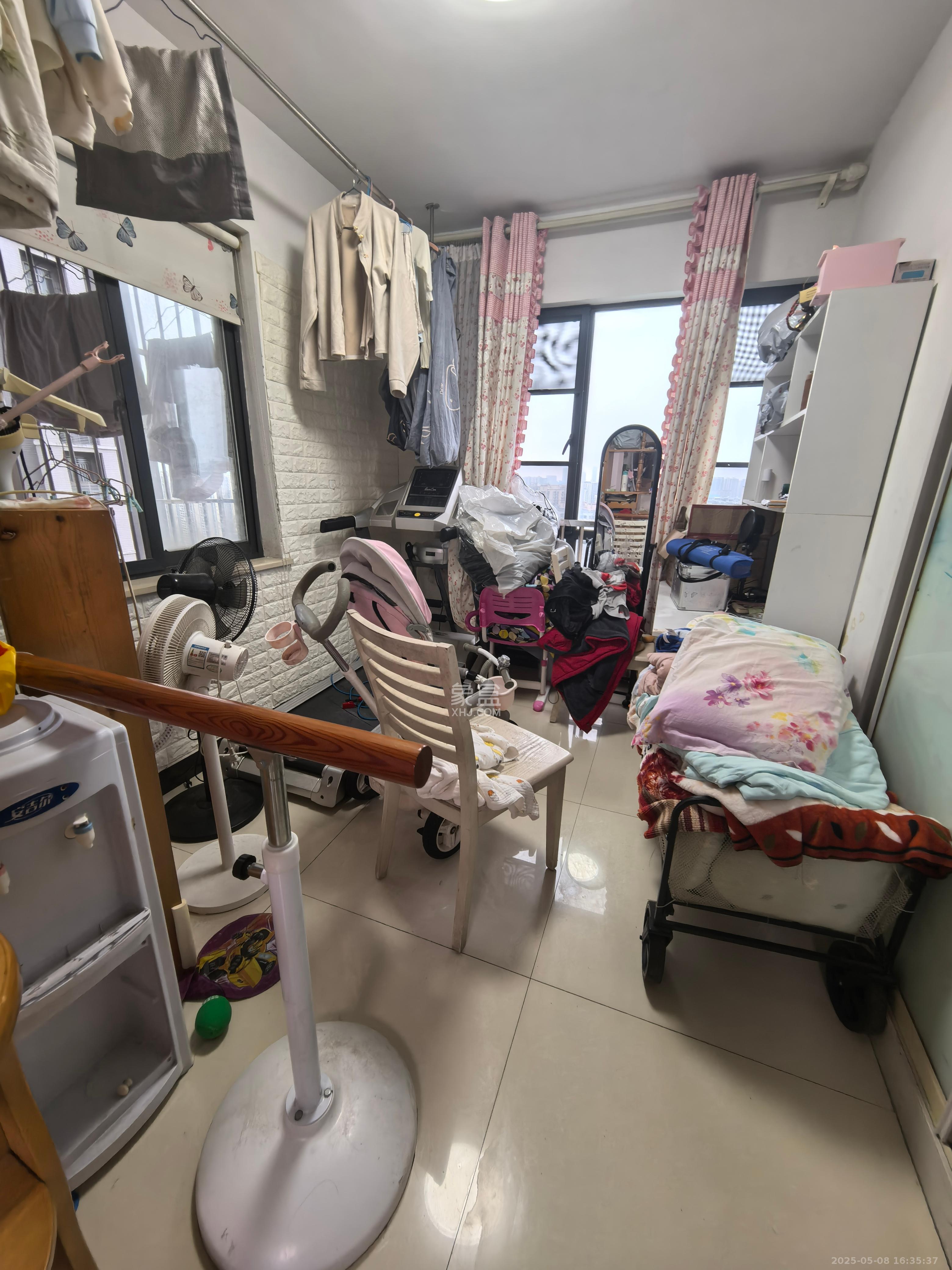 和庄  3室2厅1卫   1900.00元/月室内图