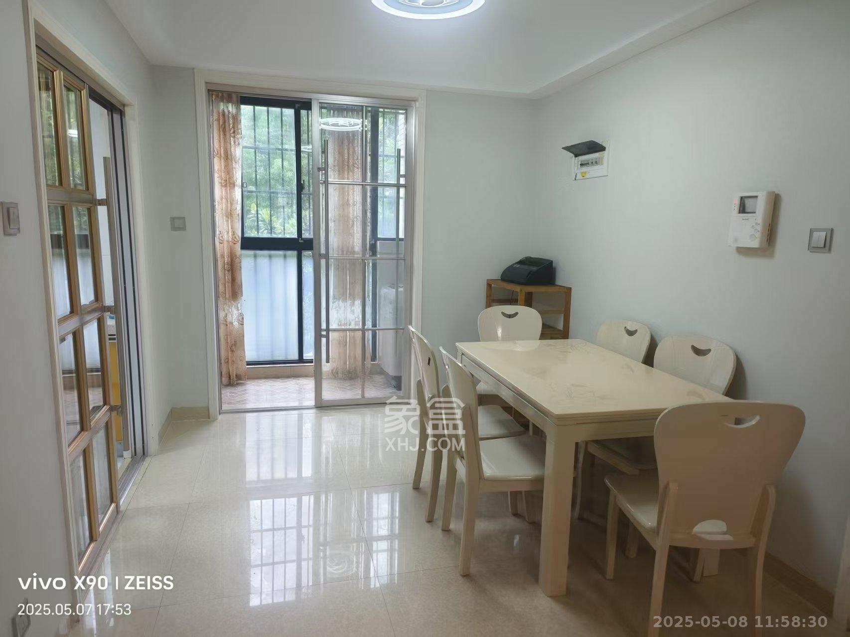 鹏基诺亚山林  3室2厅2卫    2800.0元/月室内图