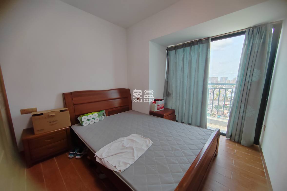 蓝海瑞园 2室2厅1卫 2100.00元/月 蓝海瑞园 2室2厅1卫 2100.00元/月室内图