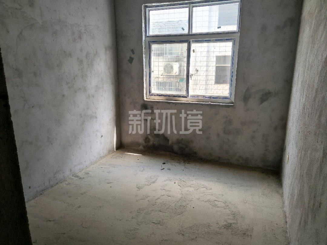 森怡佳苑  3室2厅2卫   53.80万客厅