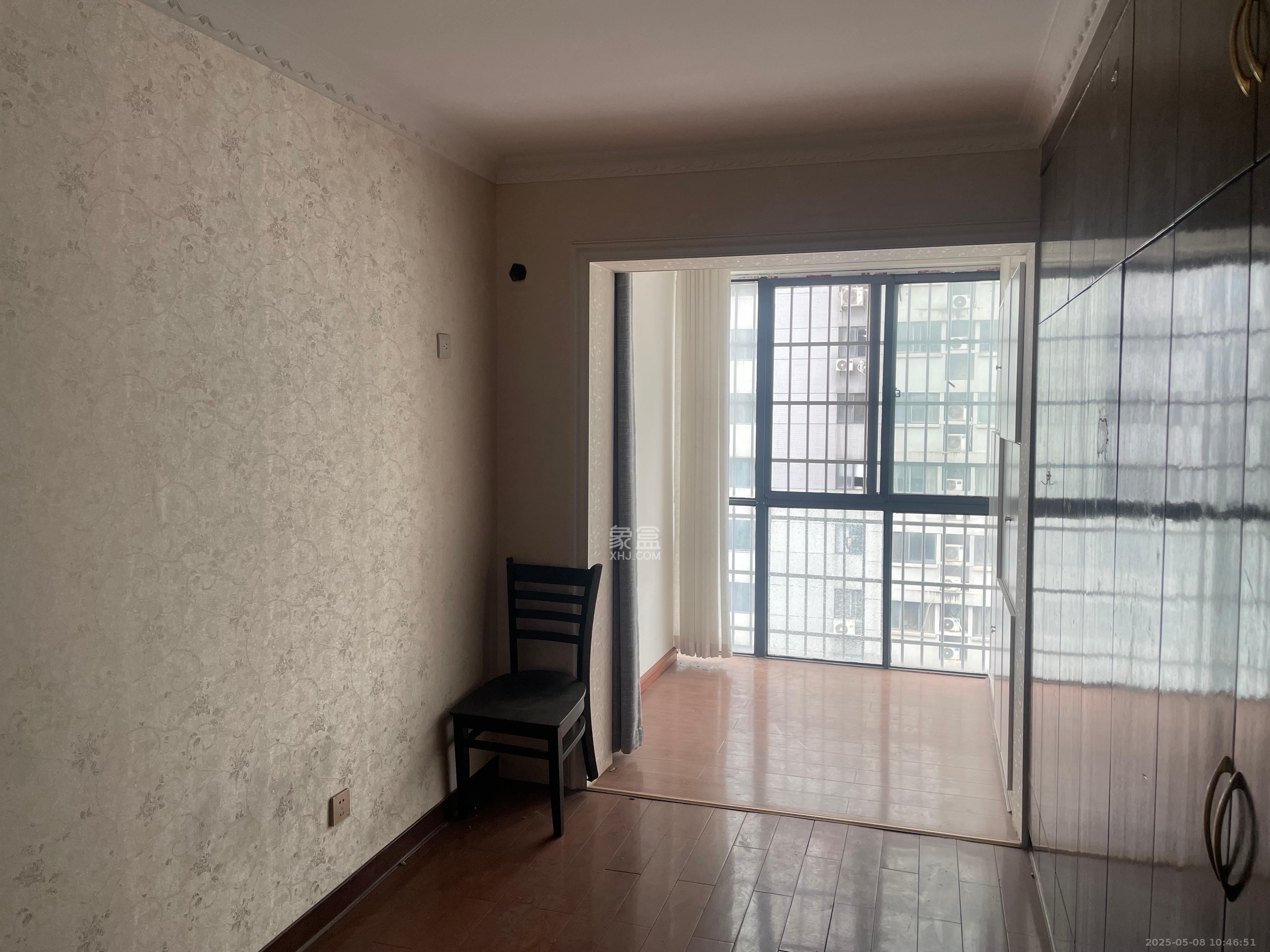 香格里嘉园 4室2厅2卫 4500.0元/月 香格里嘉园 4室2厅2卫 4500.0元/月室内图