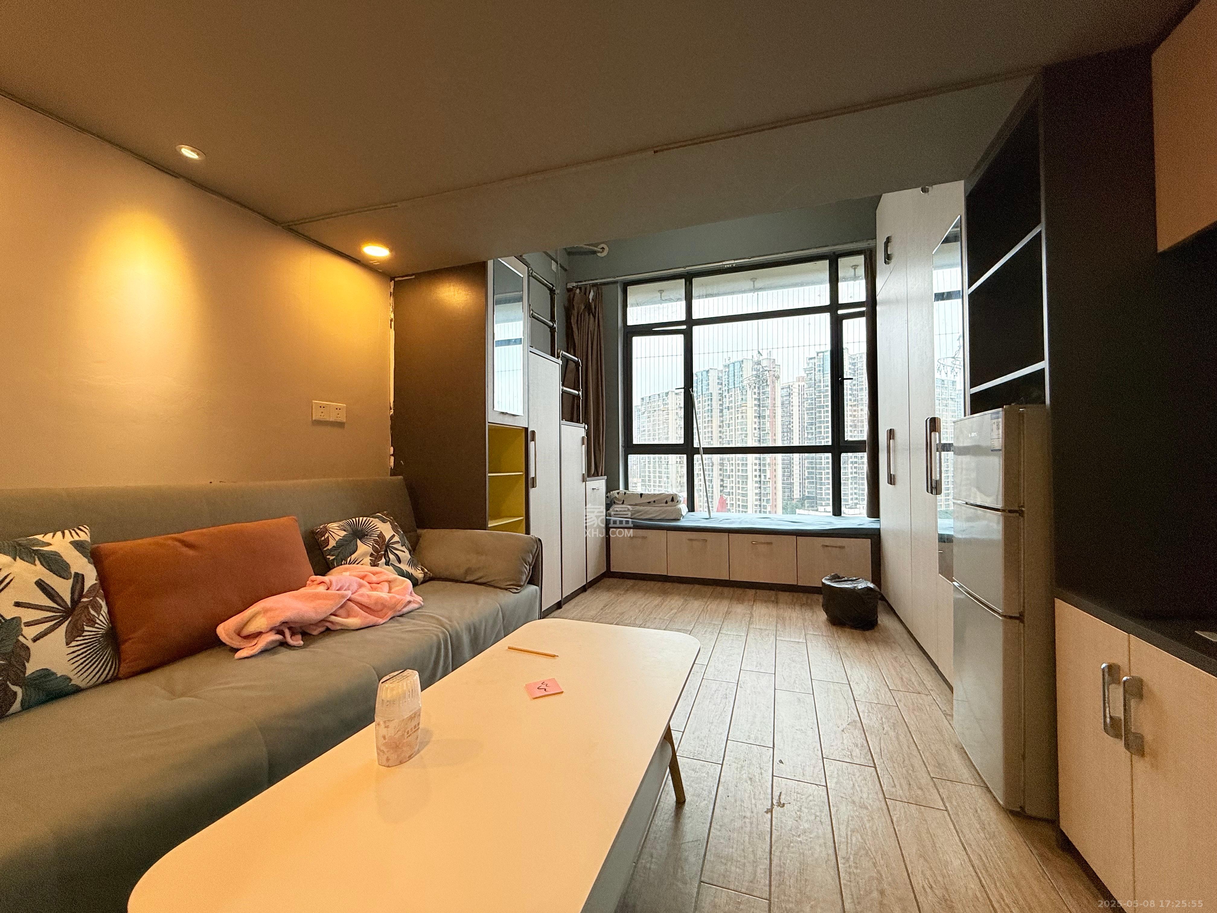 叠彩兰亭  2室1厅1卫   1500.00元/月