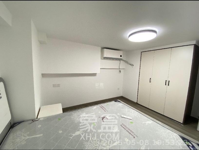 中国铁建梅溪青秀三期  2室2厅1卫    2000.0元/月室内图