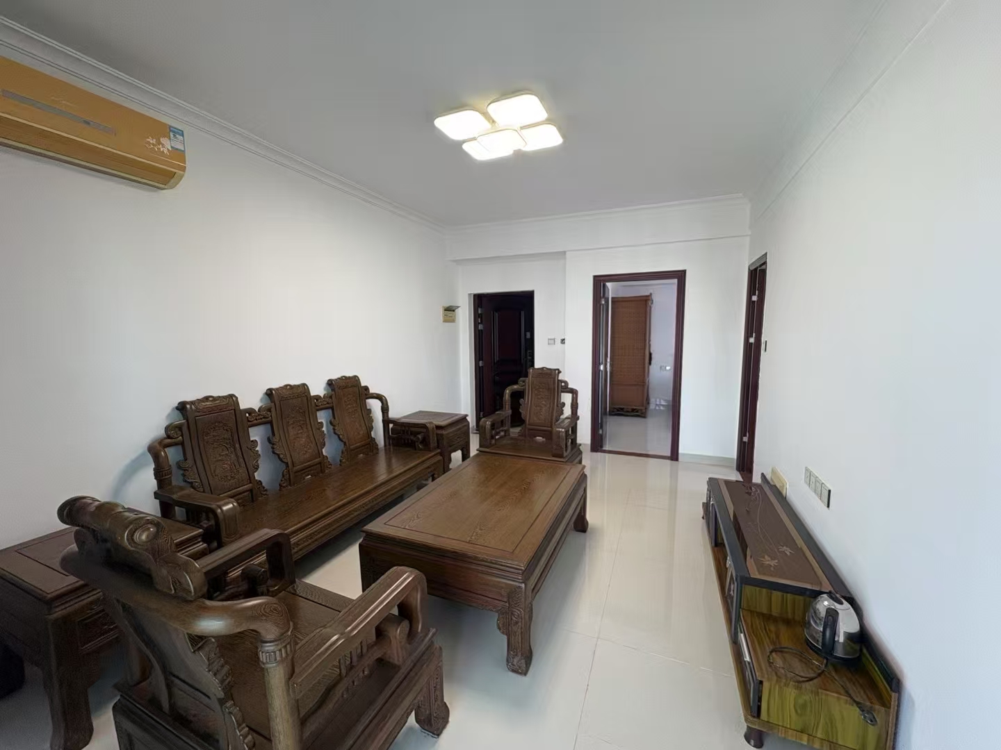 美舍香槟 1室1厅1卫 69.0万 美舍香槟 1室1厅1卫 69.0万室内图