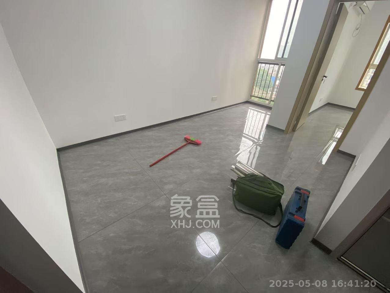 白沙晶城  1室1厅1卫   1900.00元/月室内图