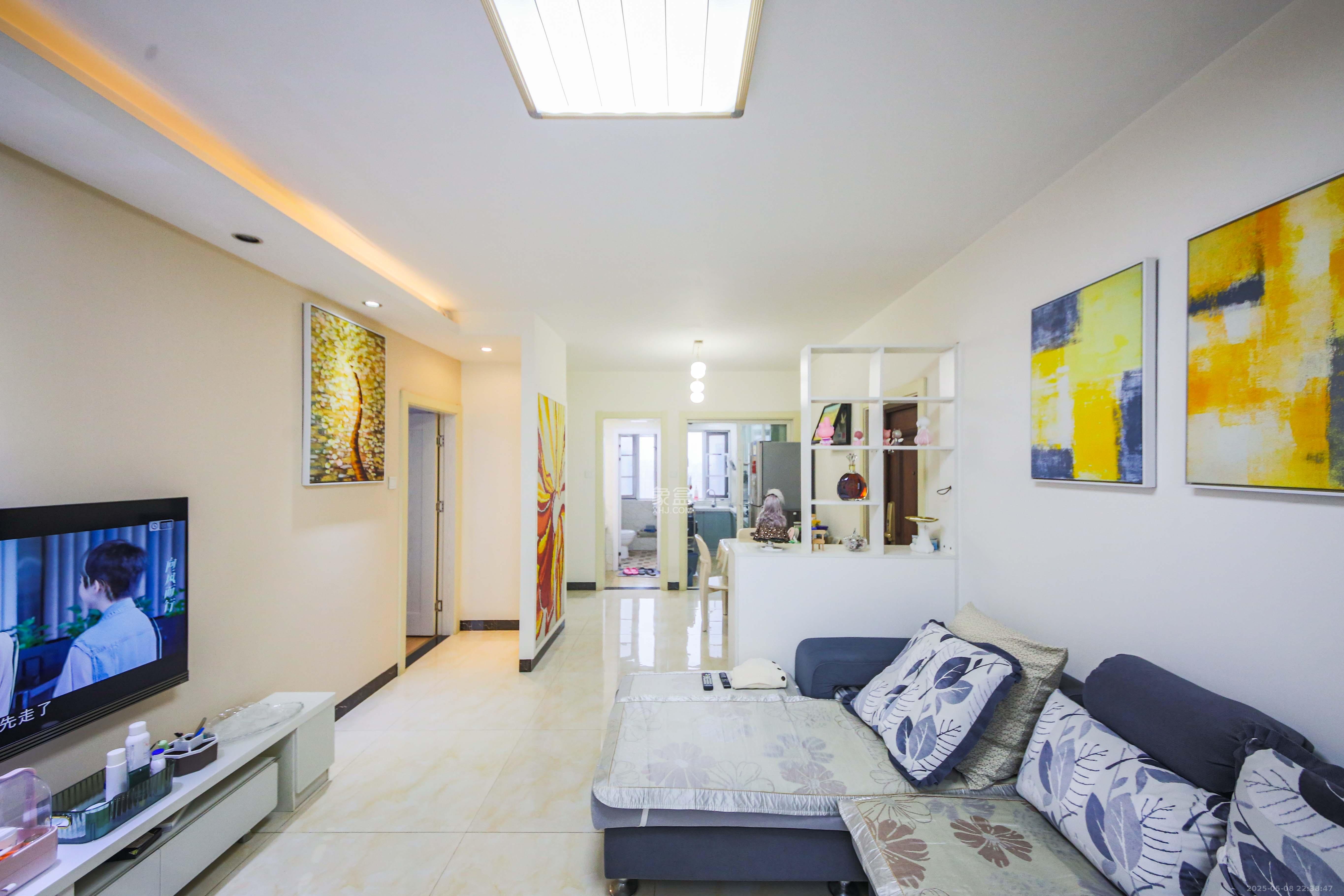 长城雅苑 2室2厅1卫 80.8万 长城雅苑 2室2厅1卫 80.8万客厅