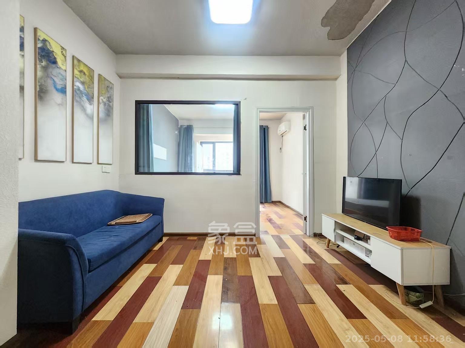 保利西海岸A区  2室2厅1卫   2400.00元/月