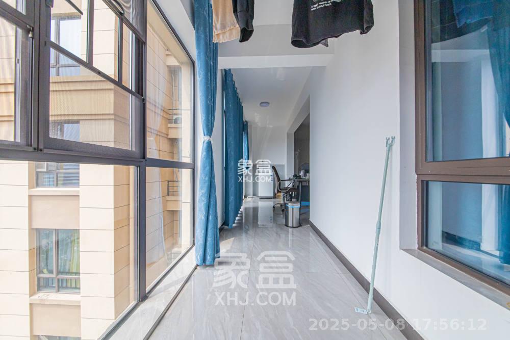 鑫远悦城（鑫远悦时代）  4室2厅2卫   3100.00元/月室内图