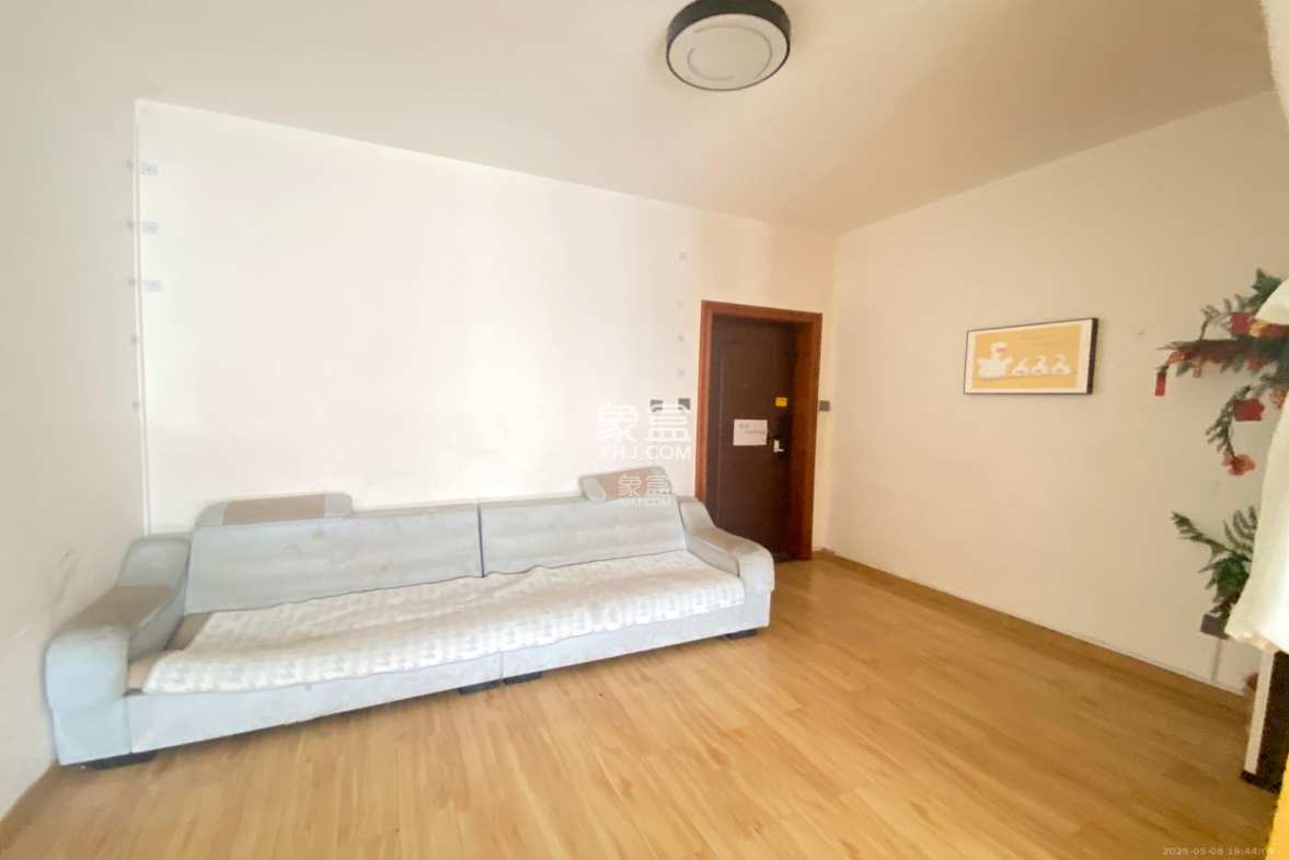 嘉盛逸林园(新合村综合楼) 3室2厅2卫 2500.0元/月 嘉盛逸林园(新合村综合楼) 3室2厅2卫 2500.0元/月室内图