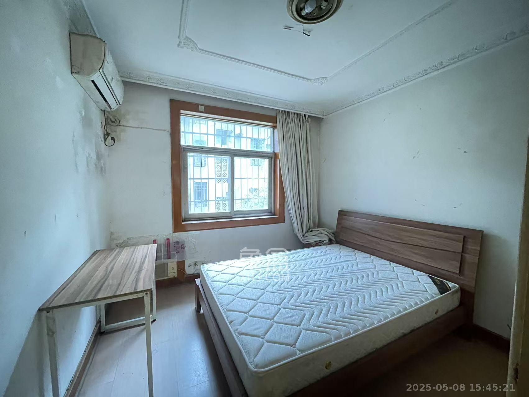 工农桥社区白马公寓(白马庙巷) 2室1厅1卫 1500.0元/月 工农桥社区白马公寓(白马庙巷) 2室1厅1卫 1500.0元/月室内图