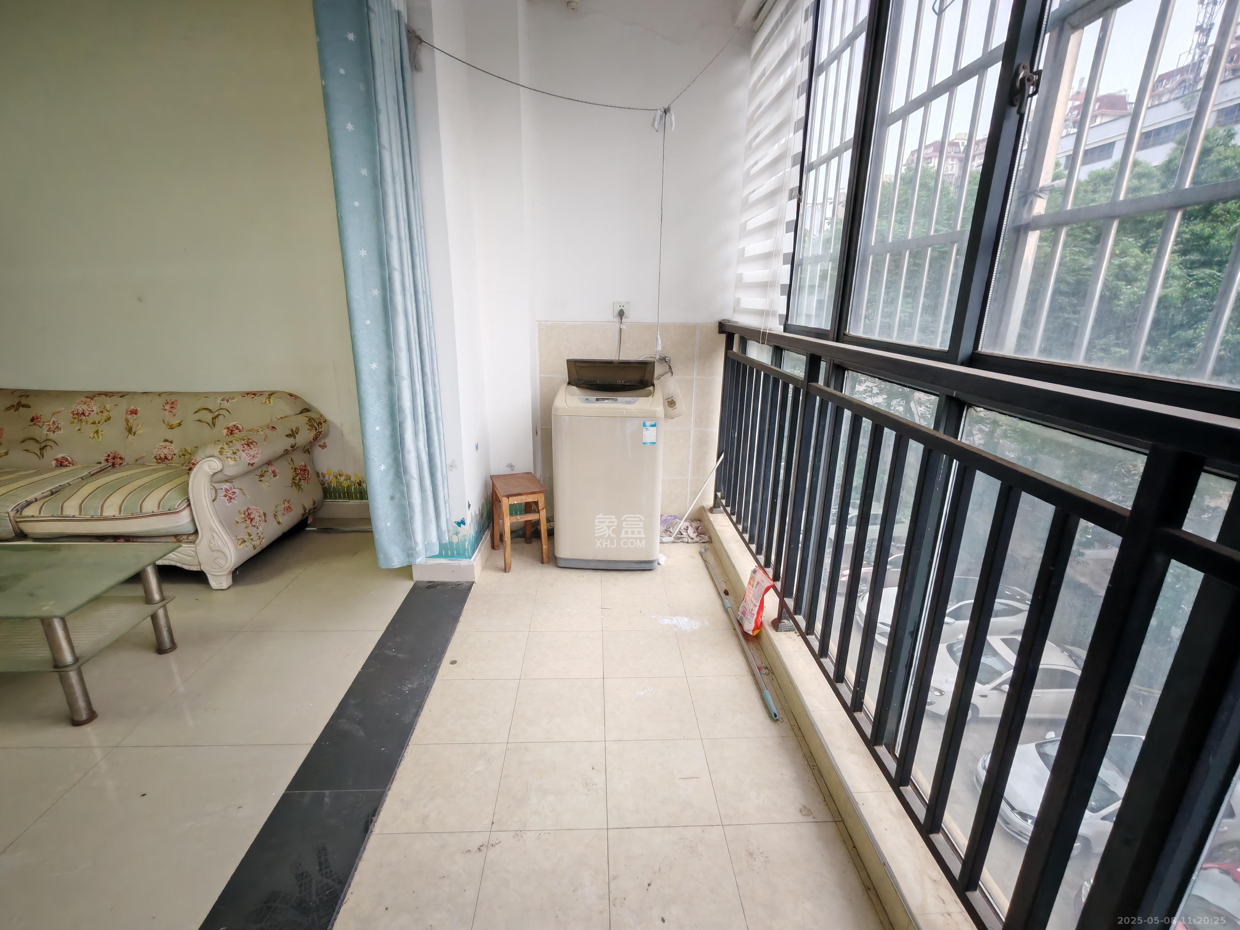 凯姆国际 3室2厅2卫 2000.0元/月 凯姆国际 3室2厅2卫 2000.0元/月室内图